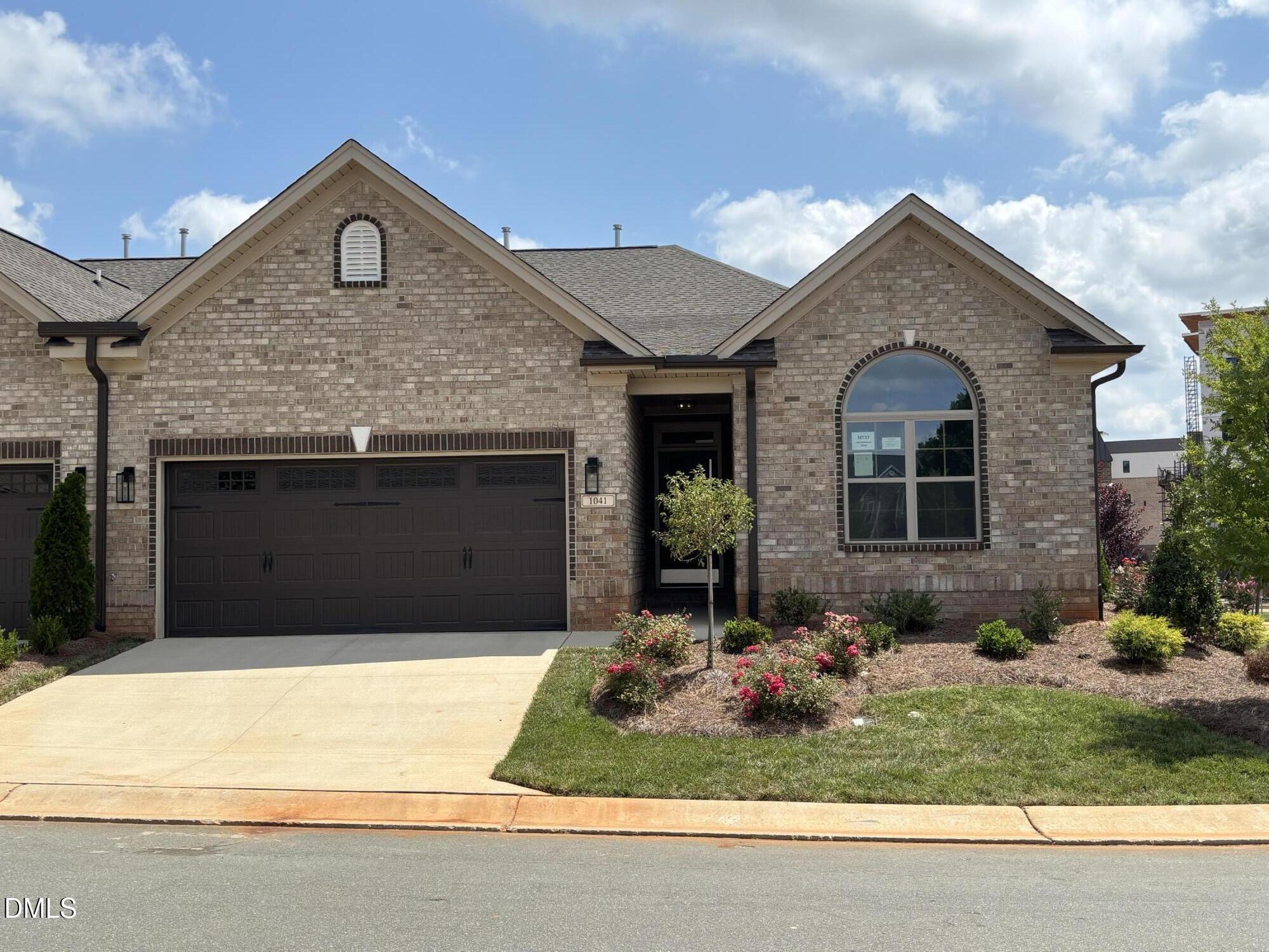 1041 Bonanza Lane 37 — photo