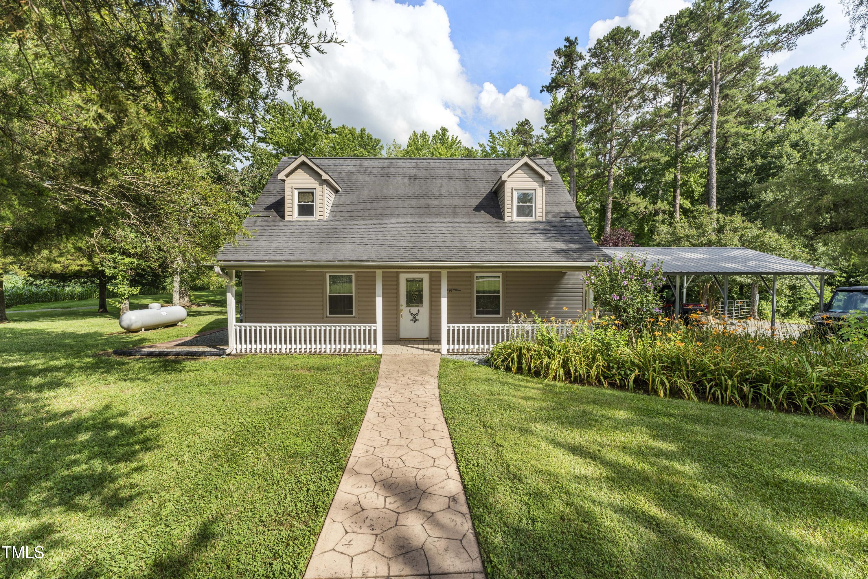 5635 Baptist Assembly Road — photo