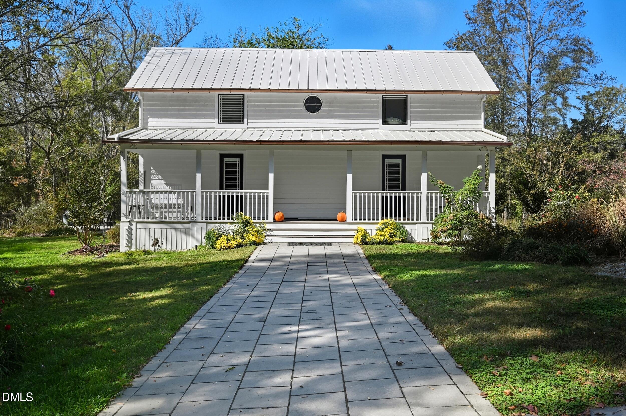 1451 Hawkins Road — photo