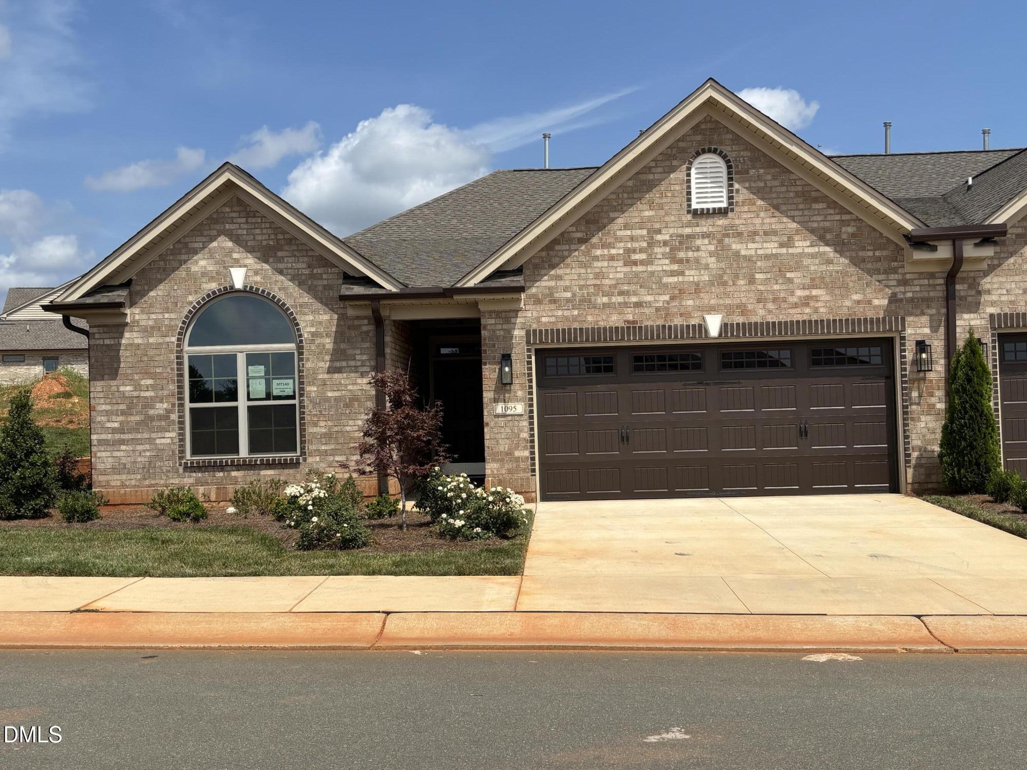 1095 Beechcraft Drive 140 — photo
