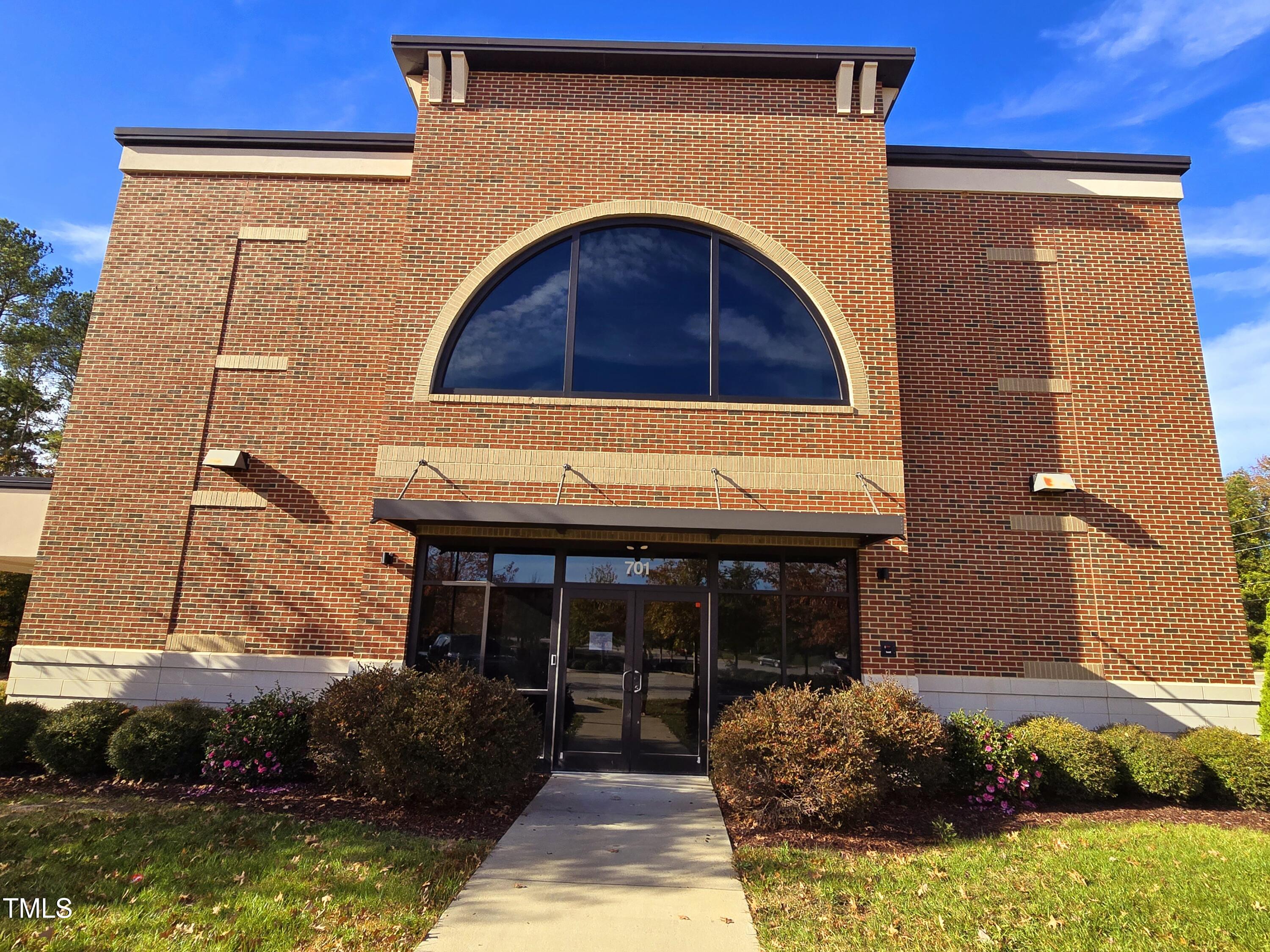 701 Mutual Court 200 — photo