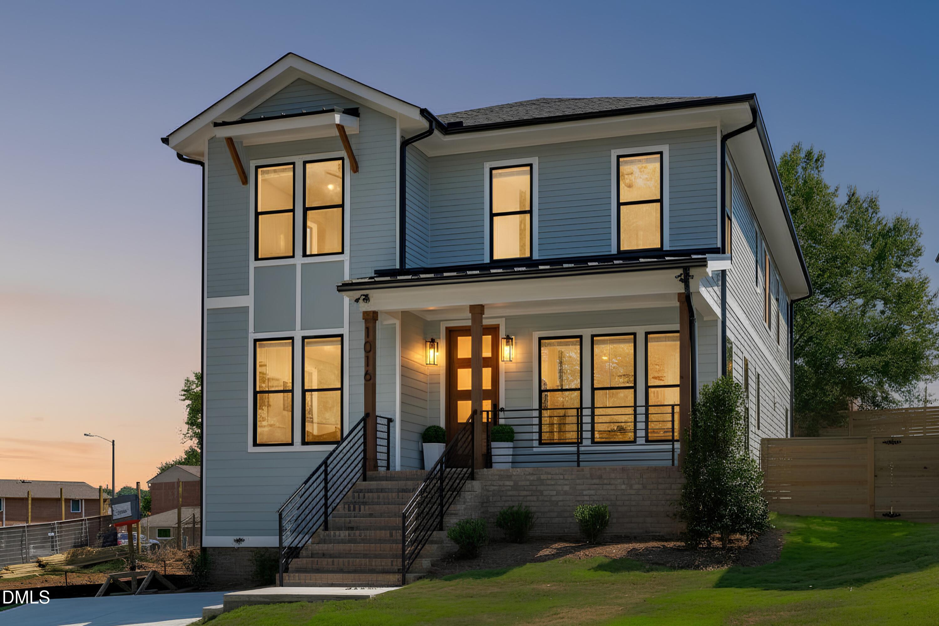 1016 Addison Place — photo