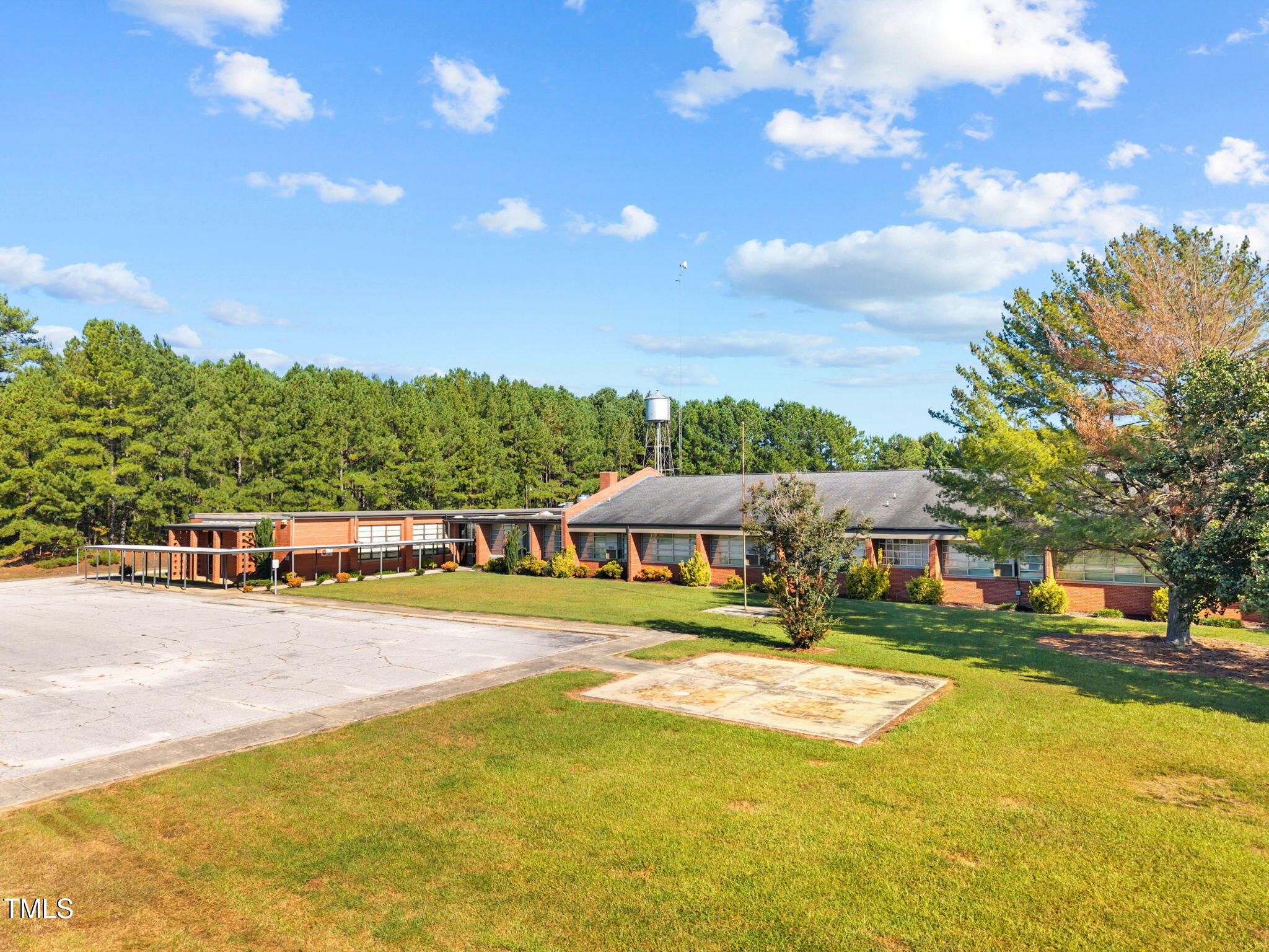 8967 Cedar Grove School Loop Road — photo