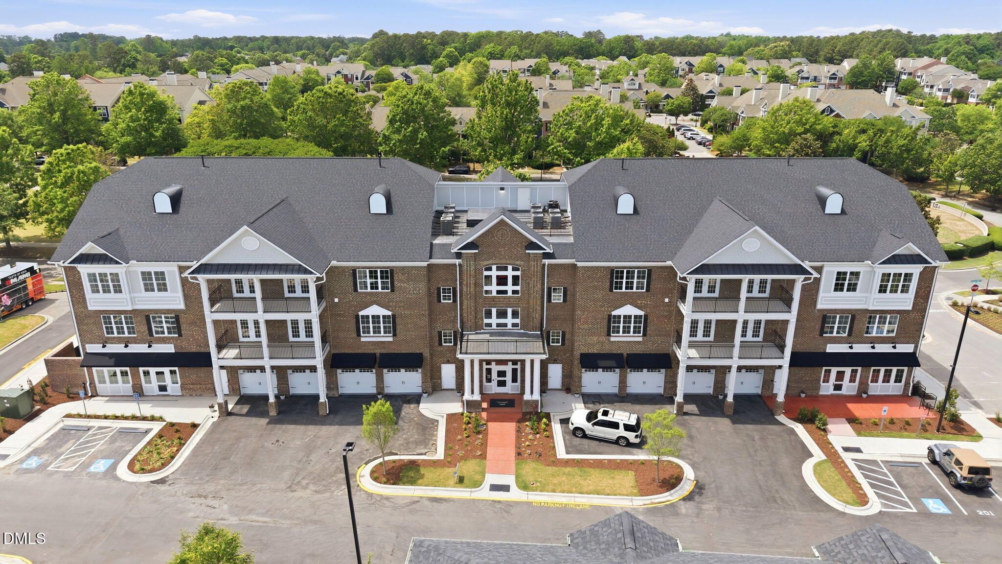 1600 Gathering Park Circle 204 — photo
