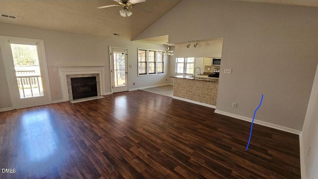 213 Plowlan Court — photo