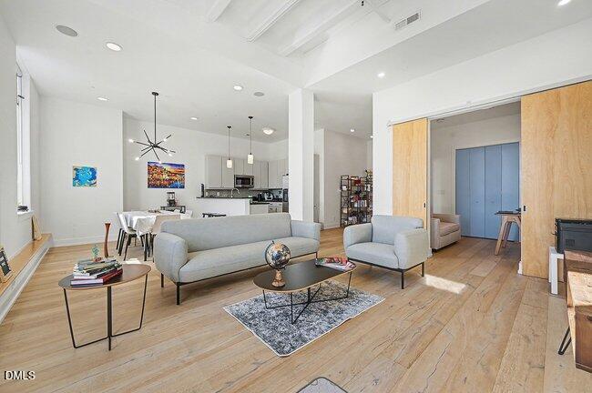 103 W Main Street 305 — photo