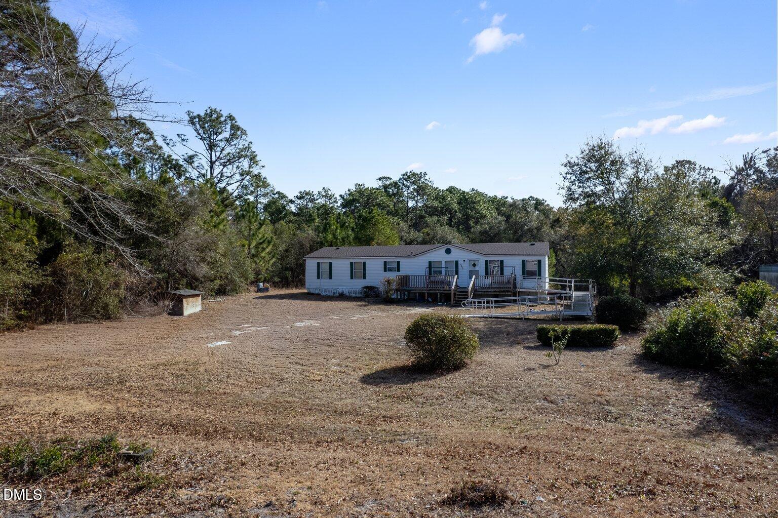 2564 SE River Road SE — photo