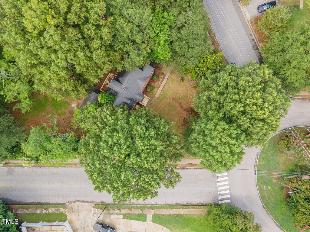 301 N King Charles Road — photo