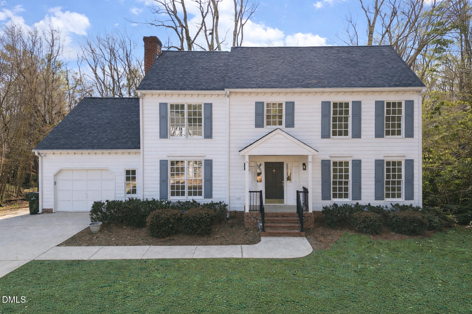 2224 Effingham Circle — photo
