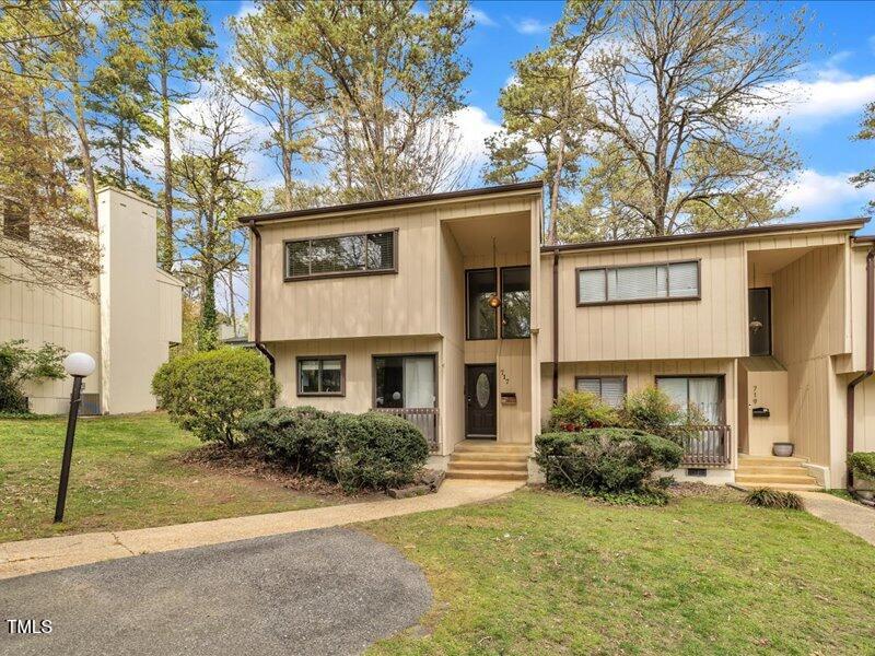 717 E Millbrook Road — photo