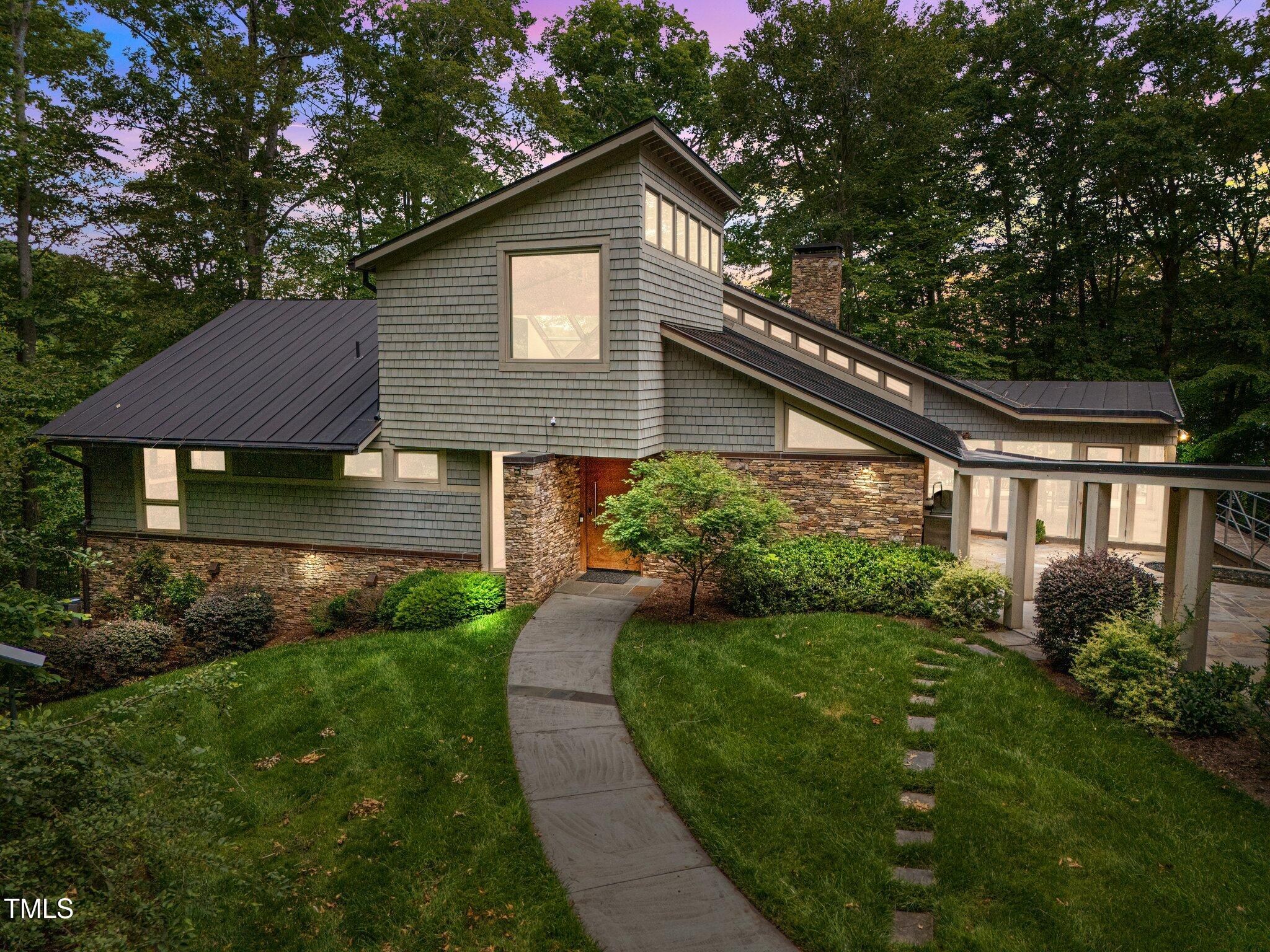343 Lakewood Pointe Drive — photo