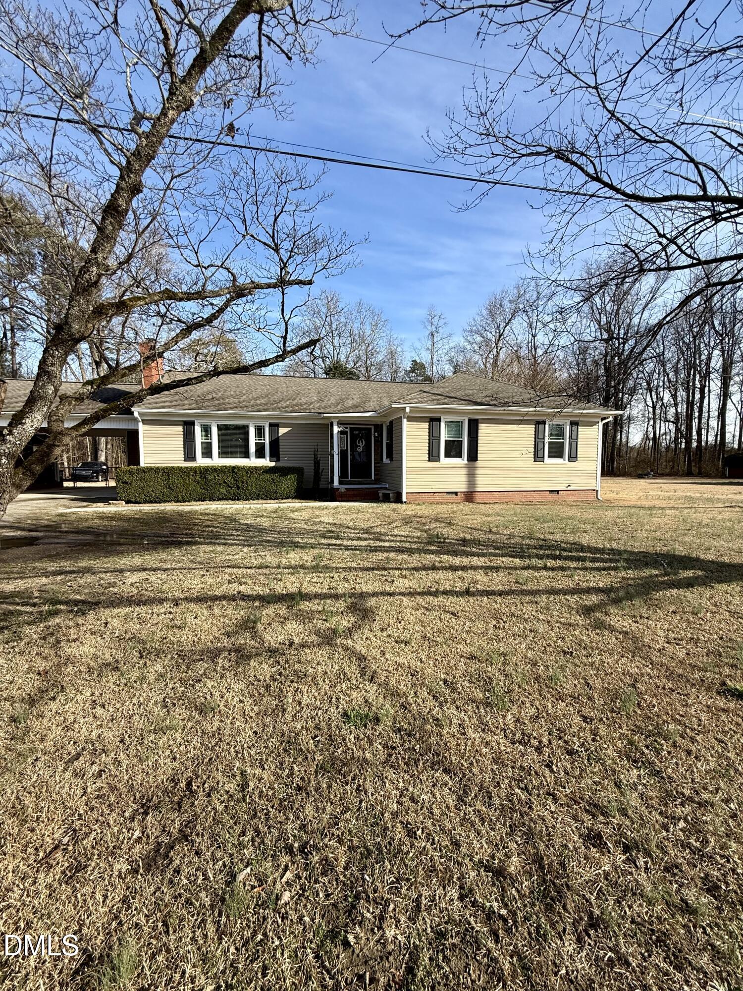 1689 Amelia Church Road — photo