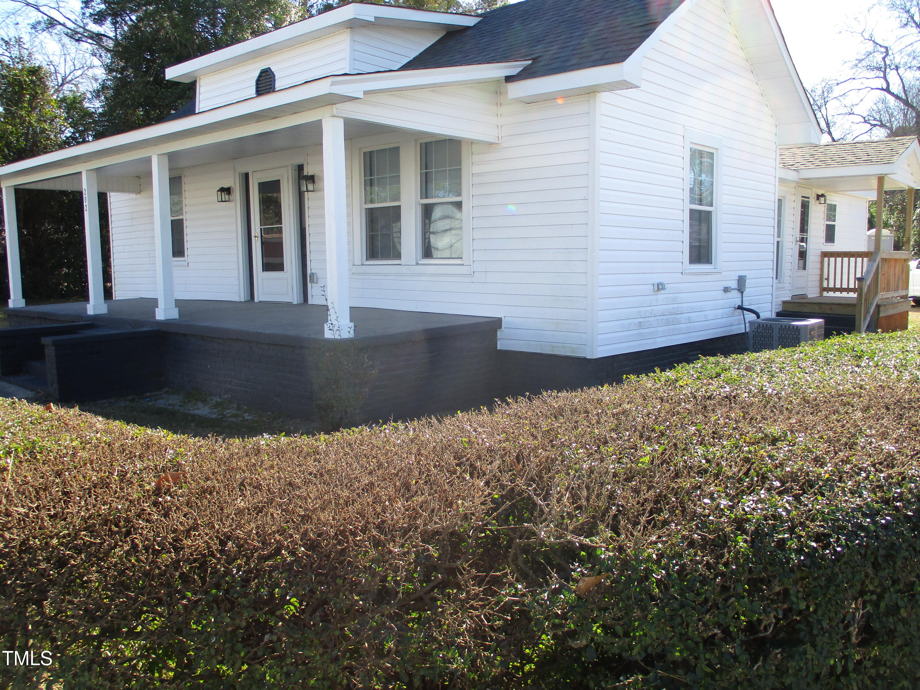 202 E Washington Street — photo