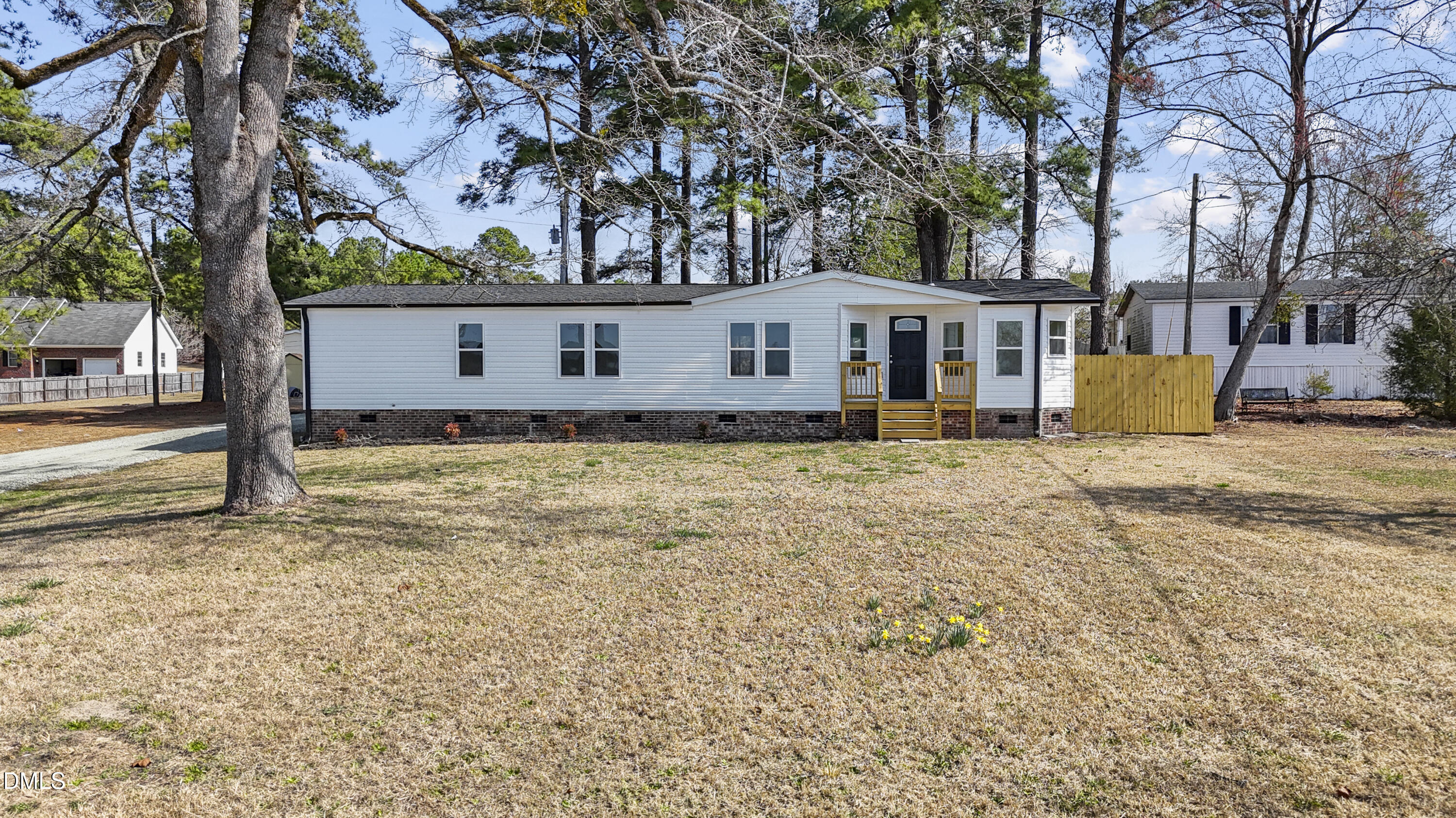 22176 Nc-24 — photo