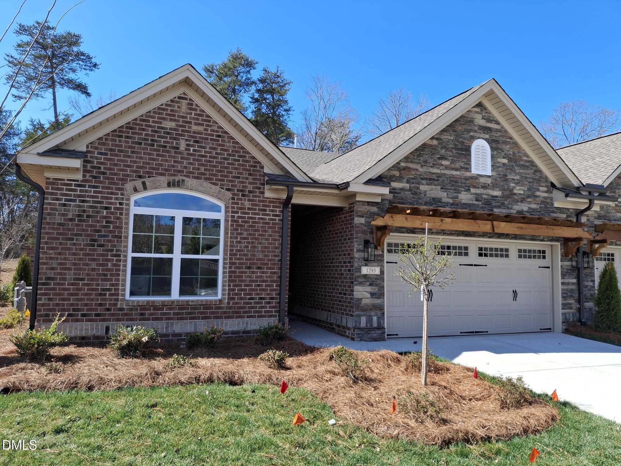 1293 Talisker Way 52 — photo