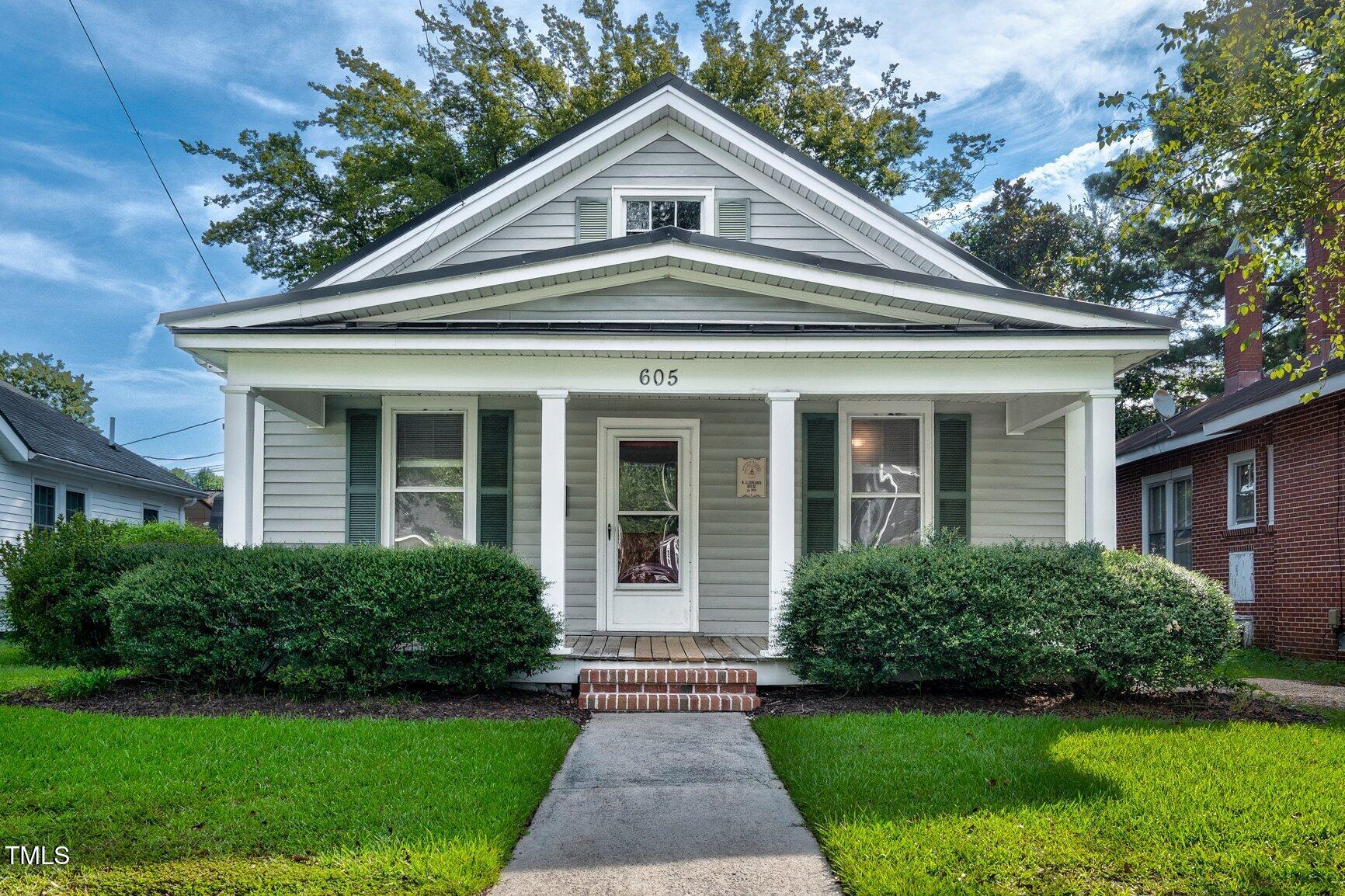 605 Saint David Street — photo