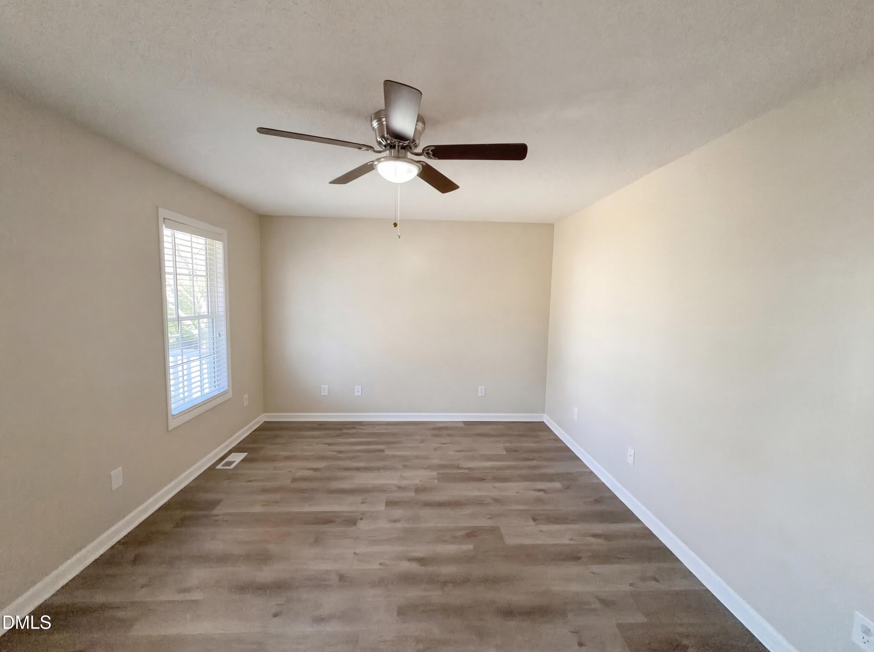 85 Elmbrook Court — photo