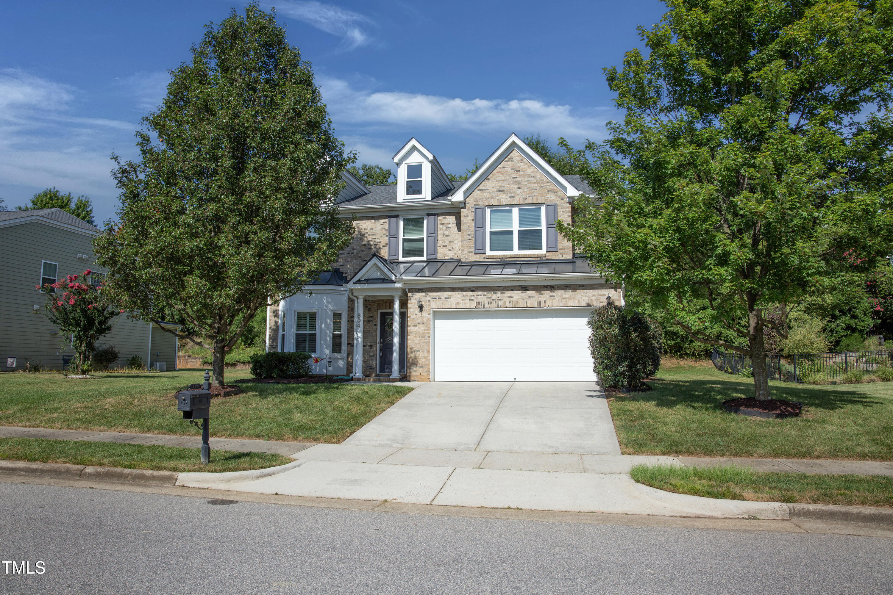 804 Blue Thorn Drive — photo