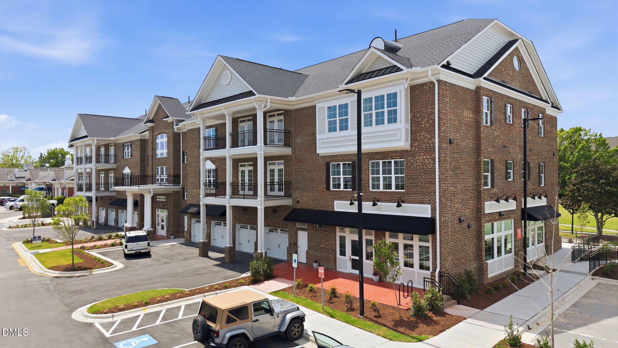 1600 Gathering Park Circle 304 — photo