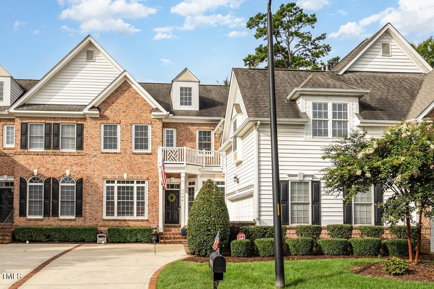 2306 Carriage Oaks Drive — photo