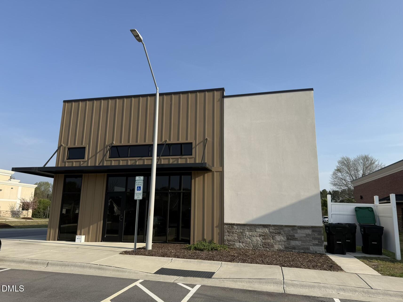 627 Guy Road 200 — photo