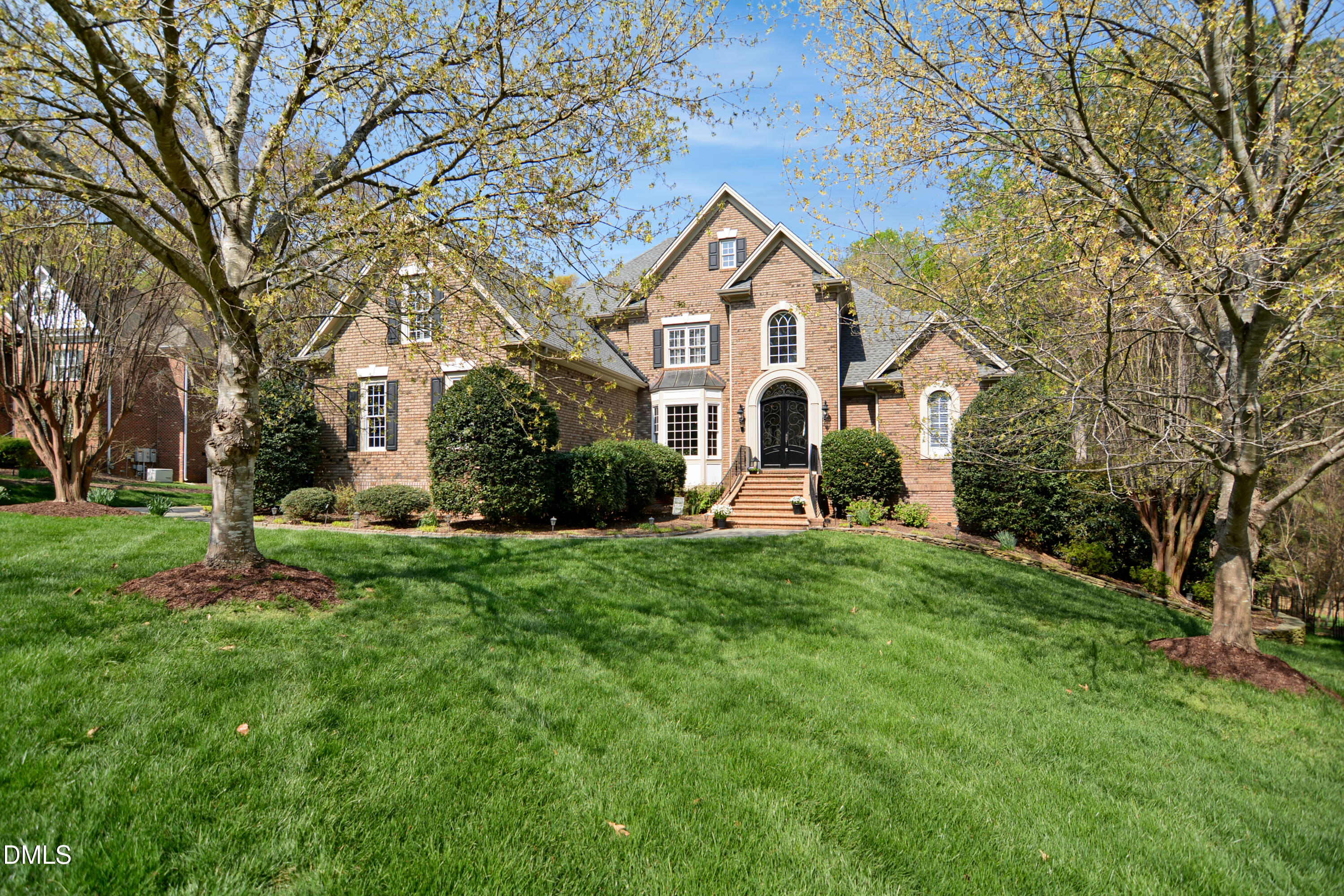 6121 Carlyle Drive — photo