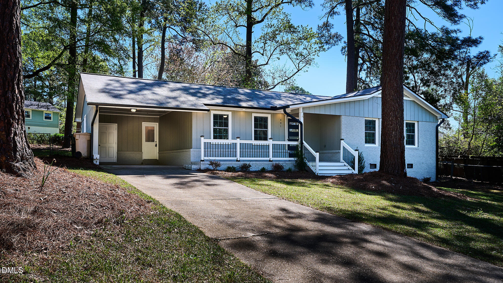 104 Wallis Court — photo