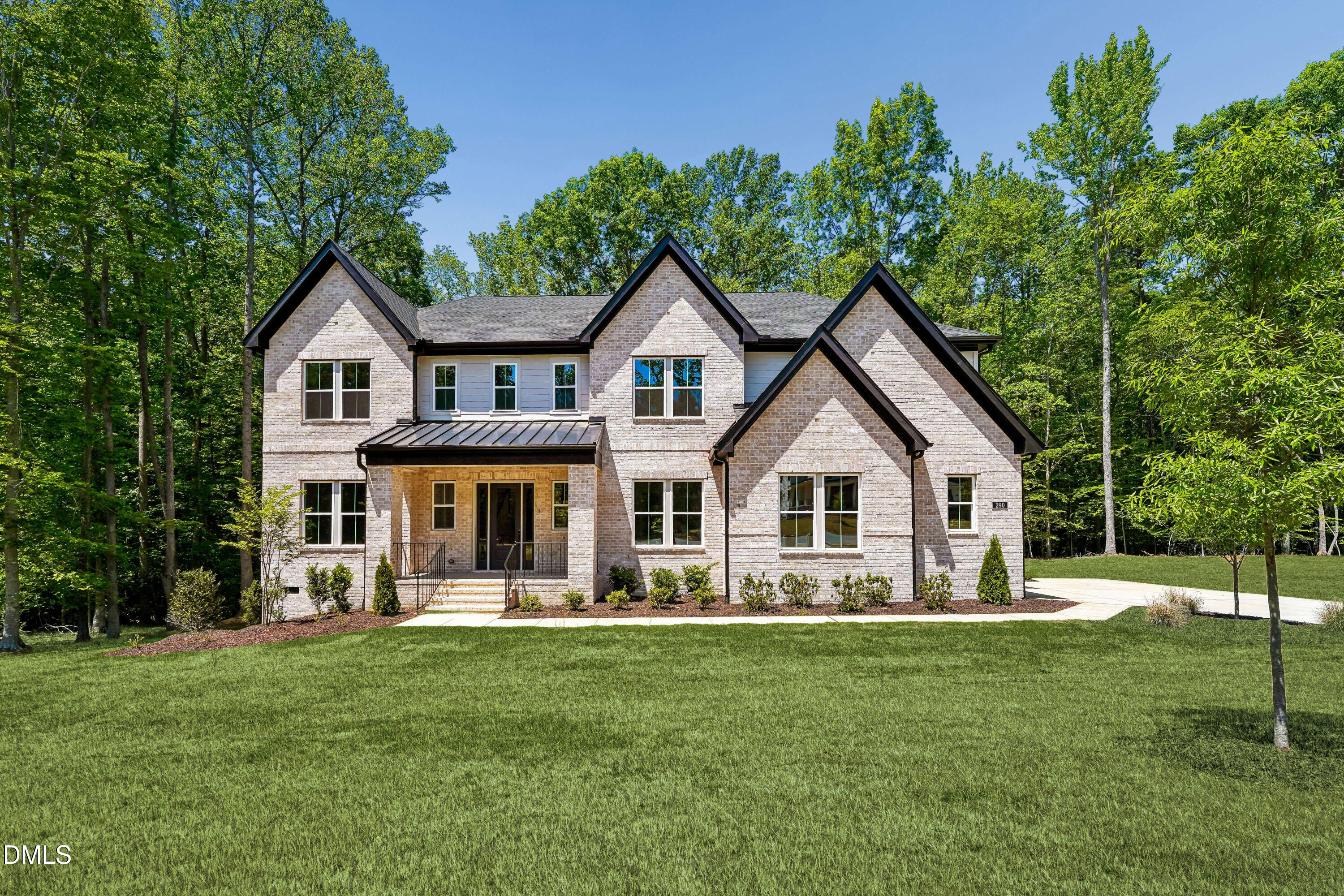 290 Twisted Oak Way — photo