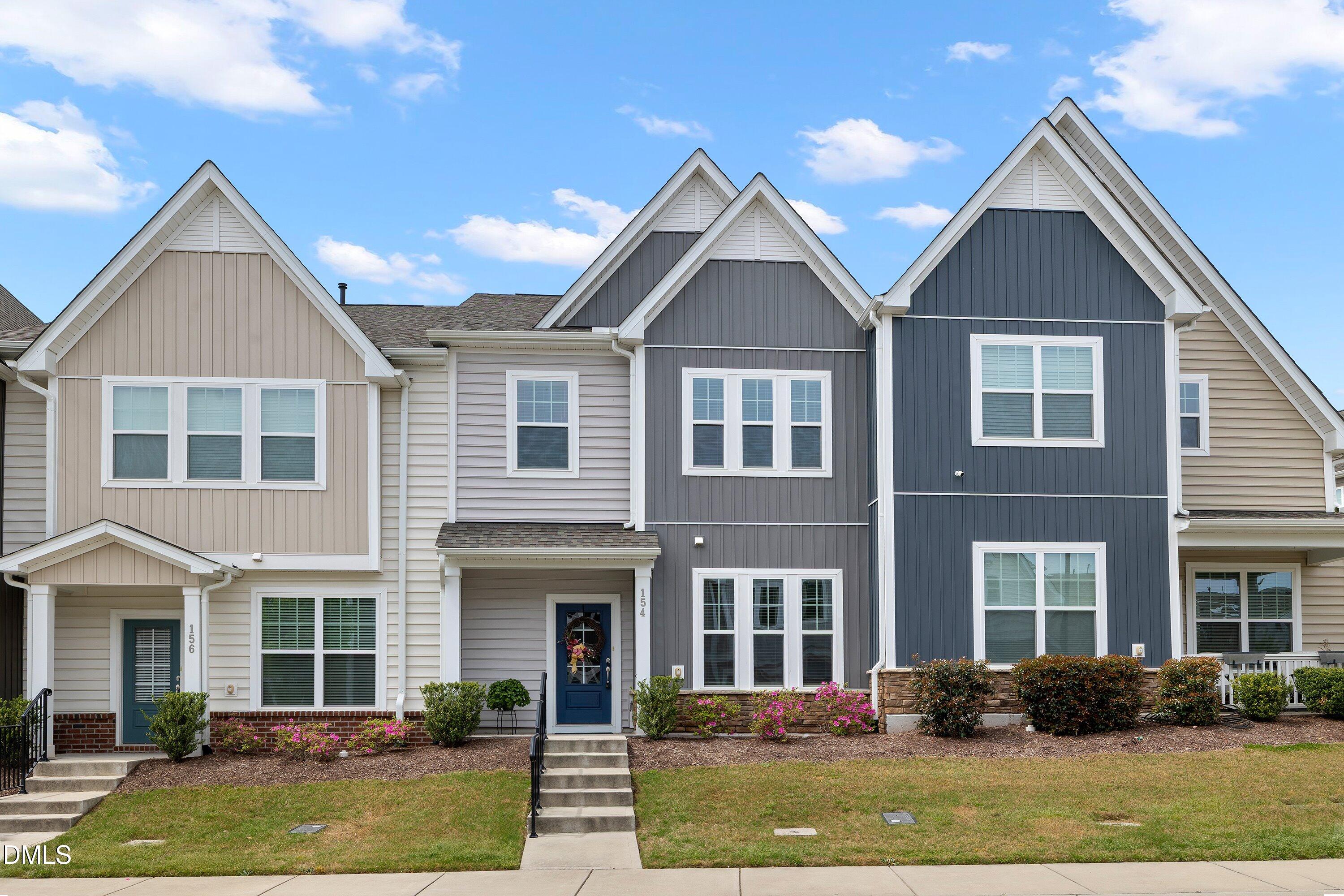 154 Night Tulip Place — photo