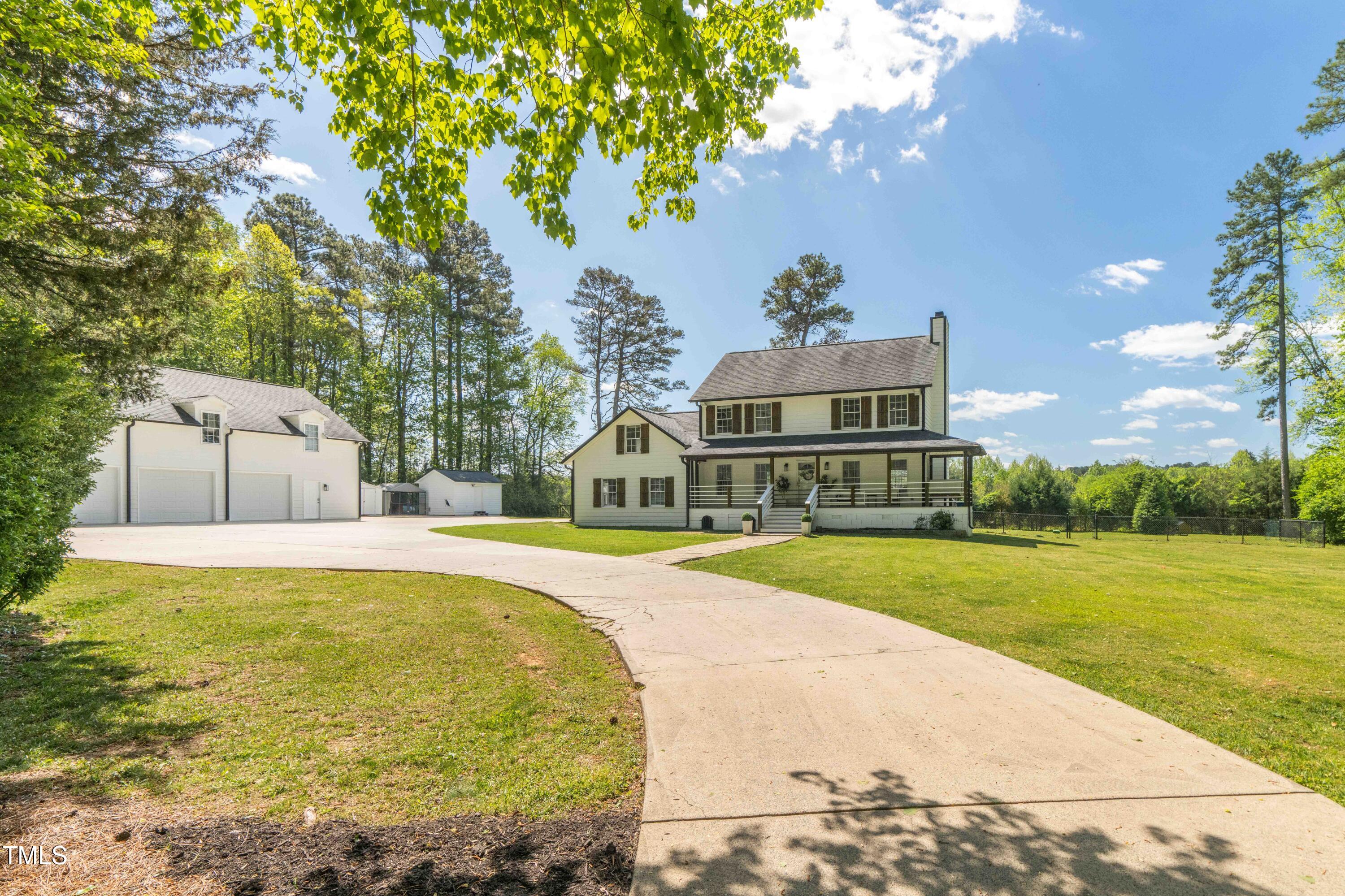 3010 Blueberry Lane — photo