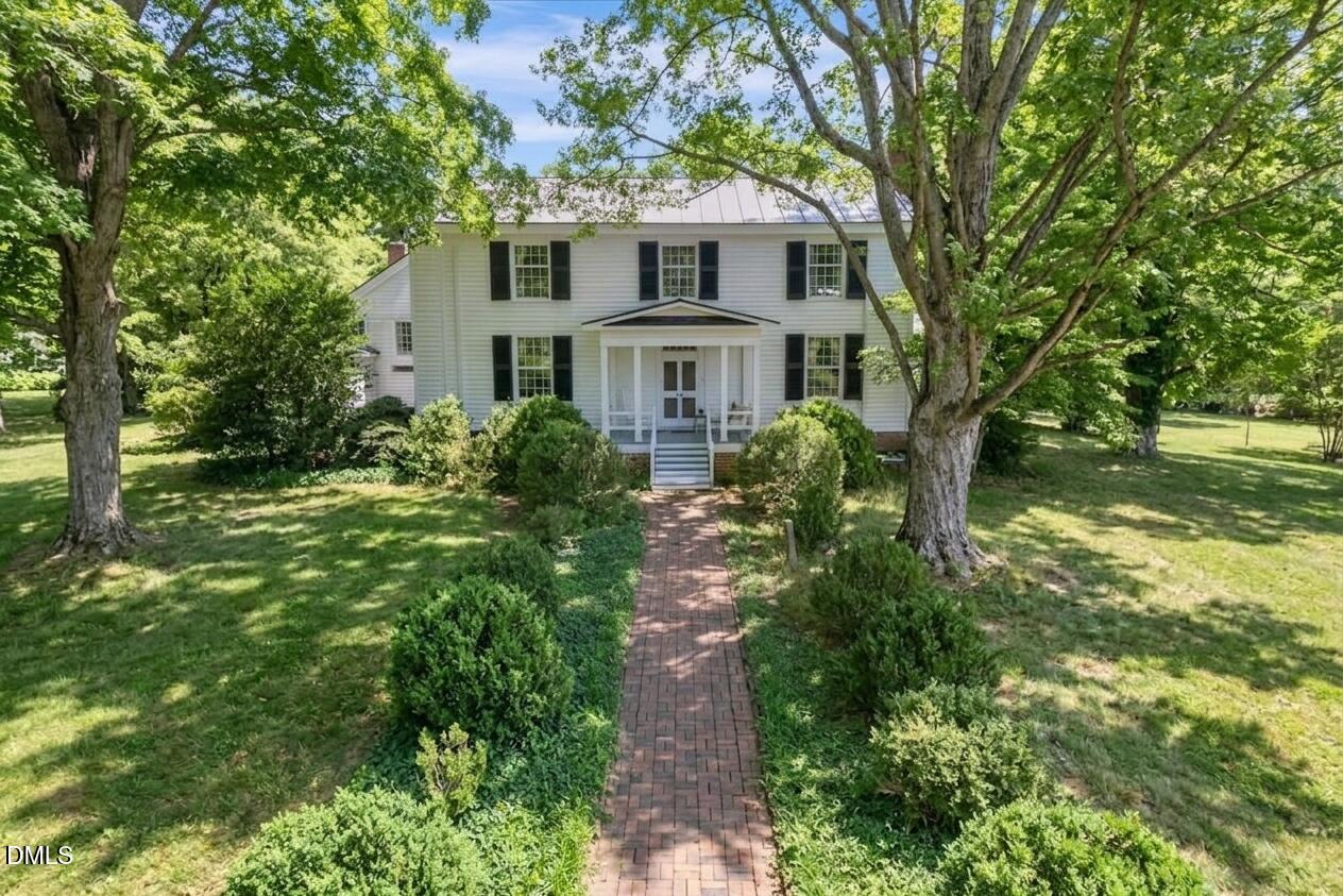 6720 Mebane Oaks Road — photo