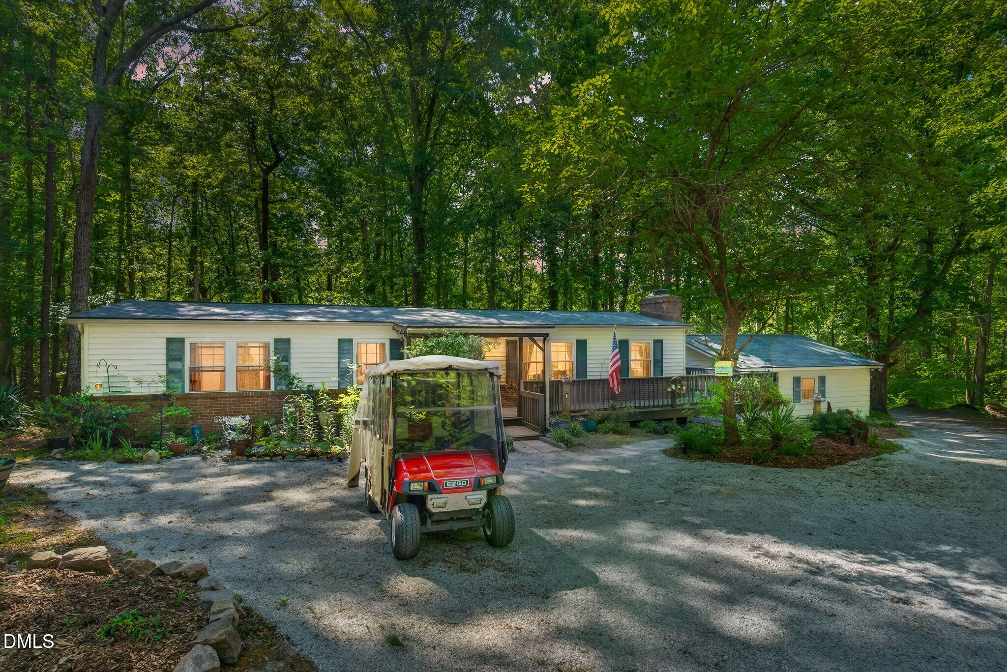 721 Oak Ridge Drive — photo