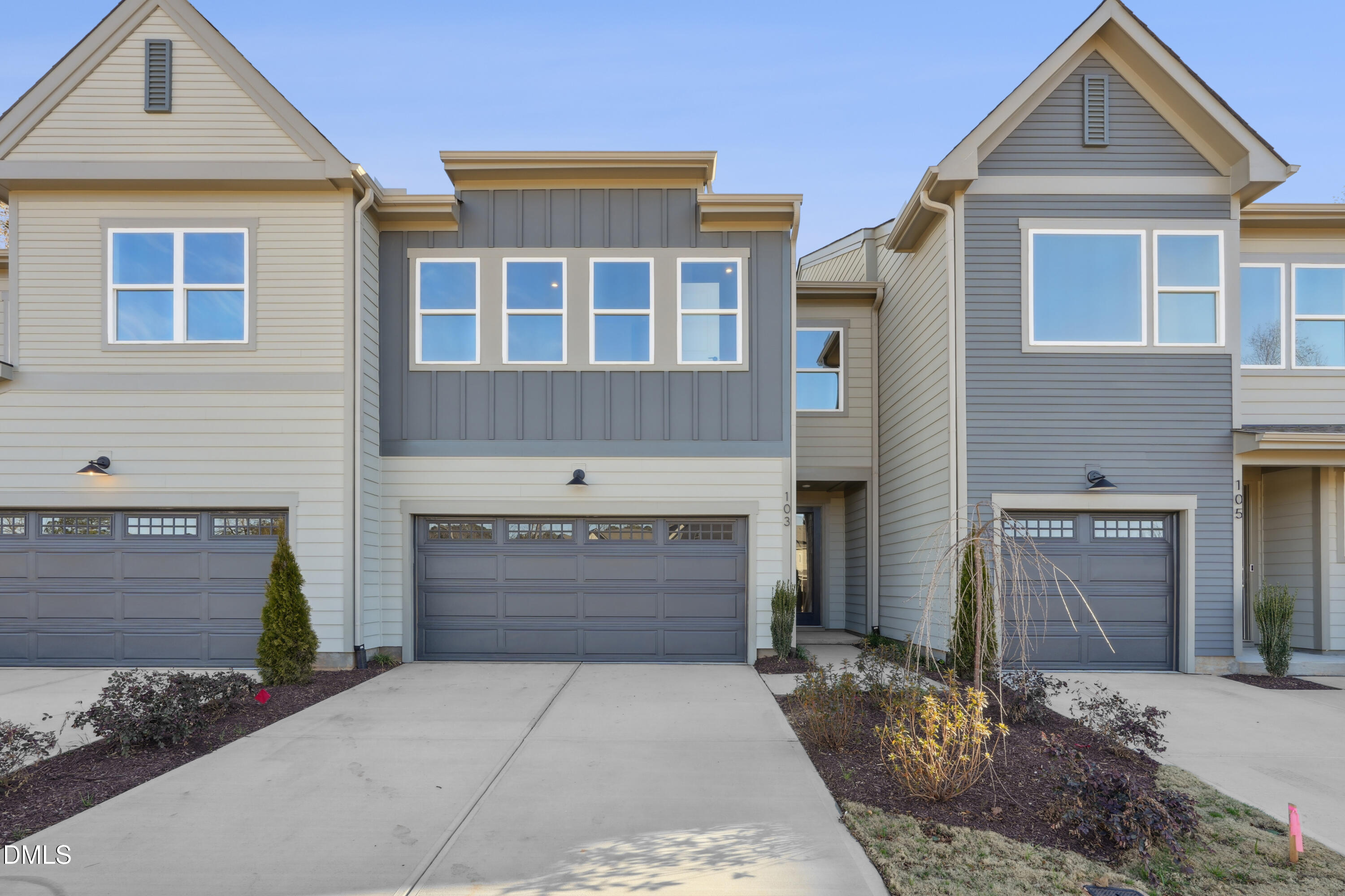 256 Oak Summit Place — photo