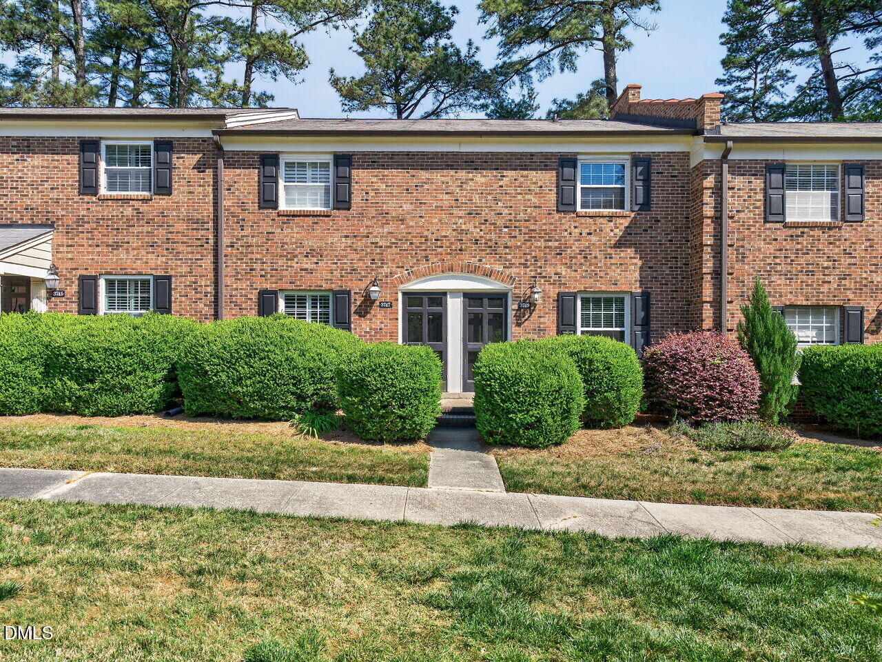 3749 Jamestown Circle — photo