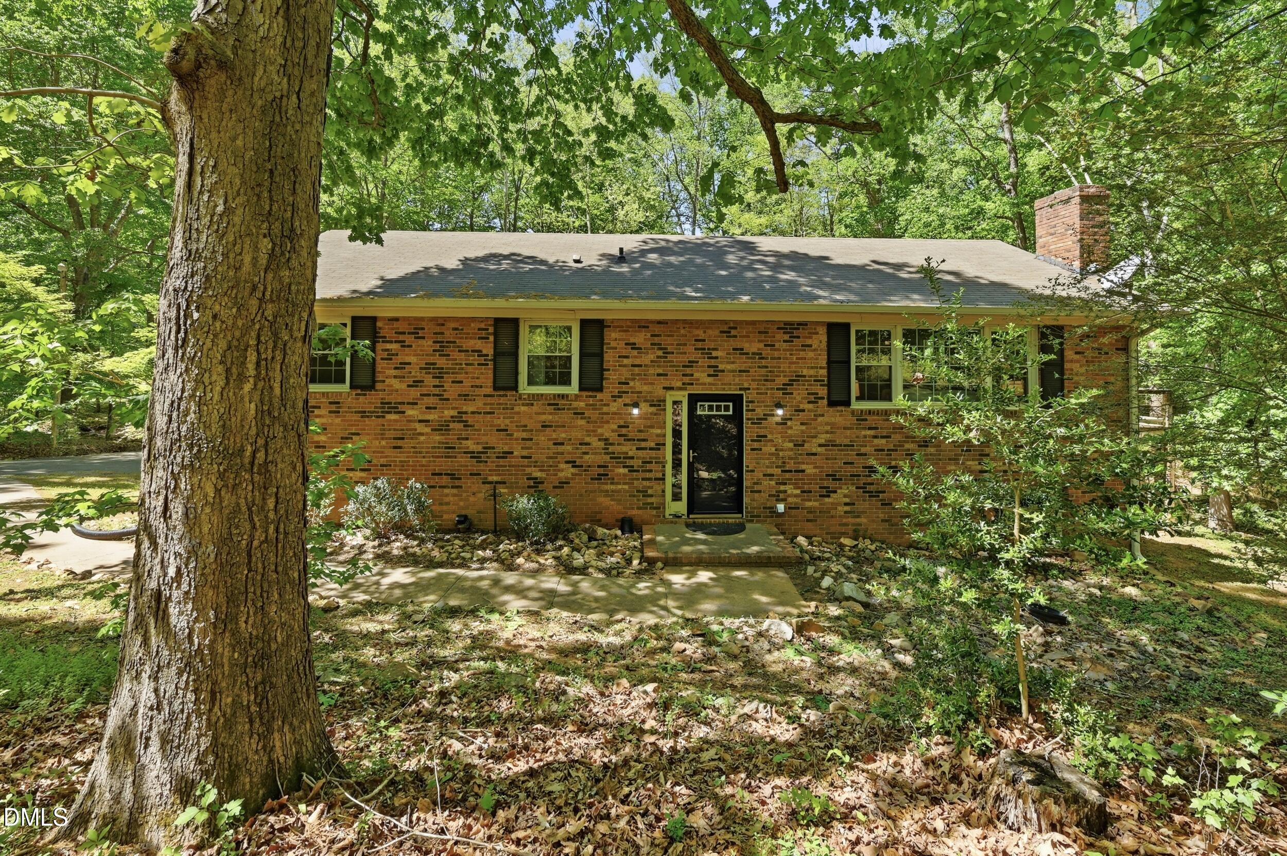 7811 Buckhorn Road — photo