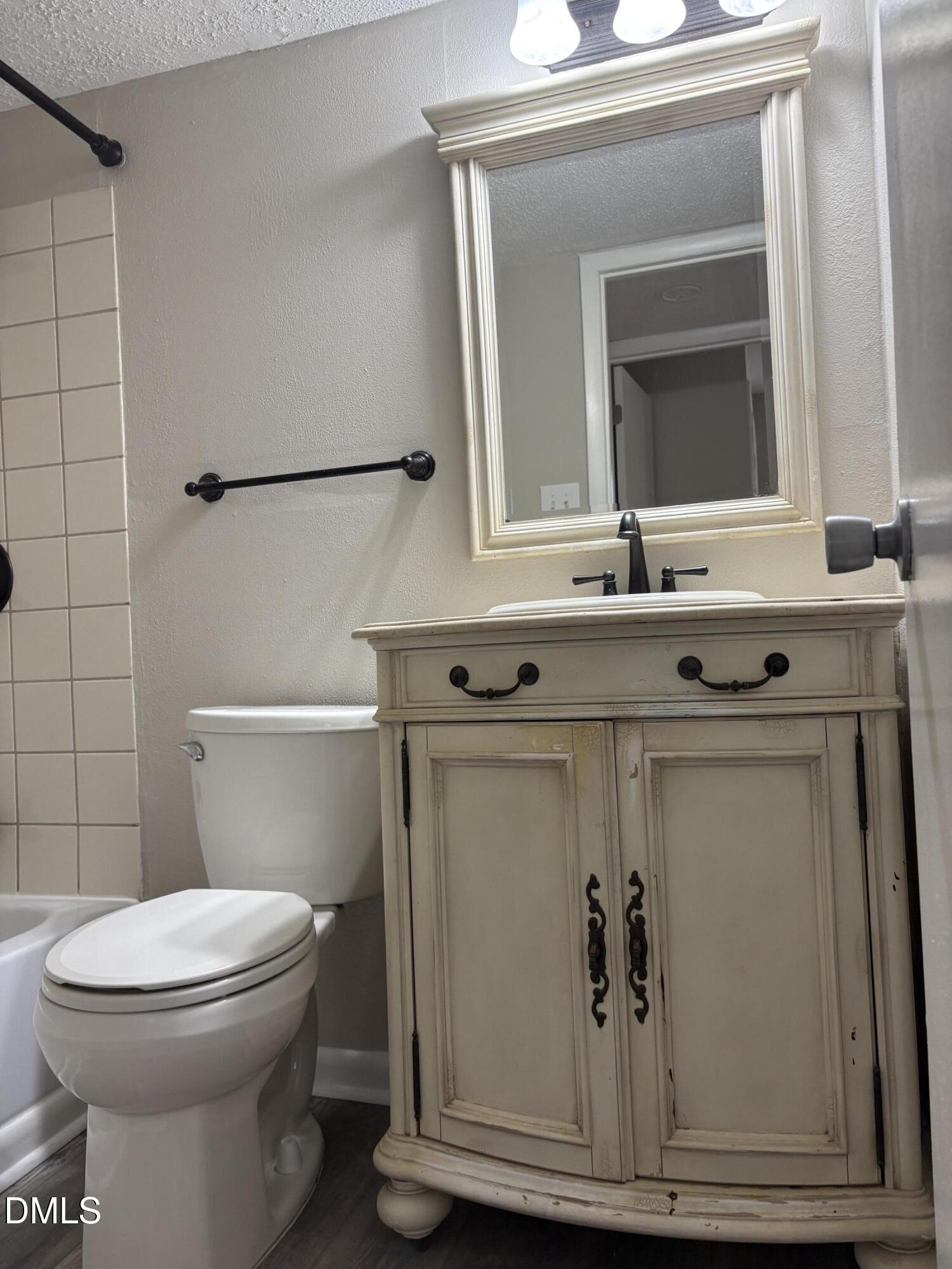 533 Pine Ridge Place — photo