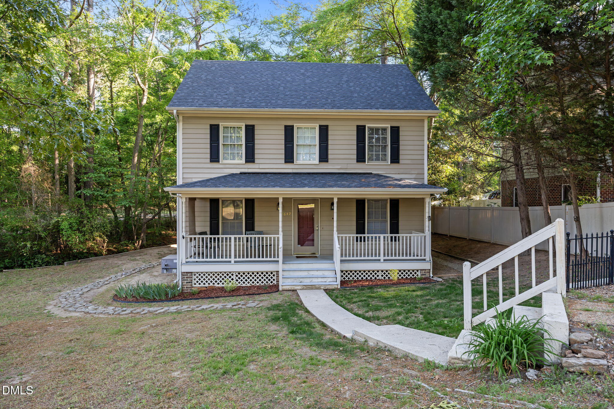 1642 Wake Drive — photo