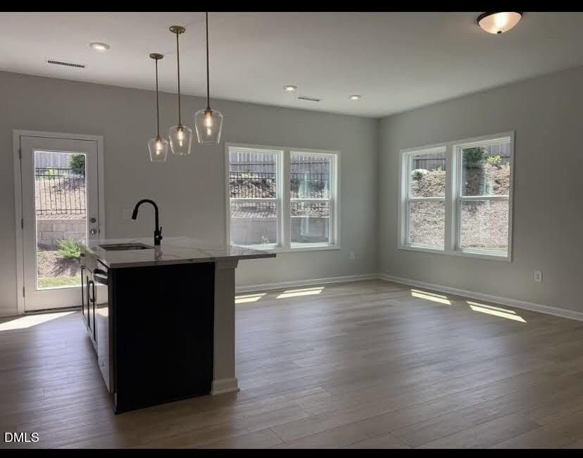 835 Oak Center Drive — photo