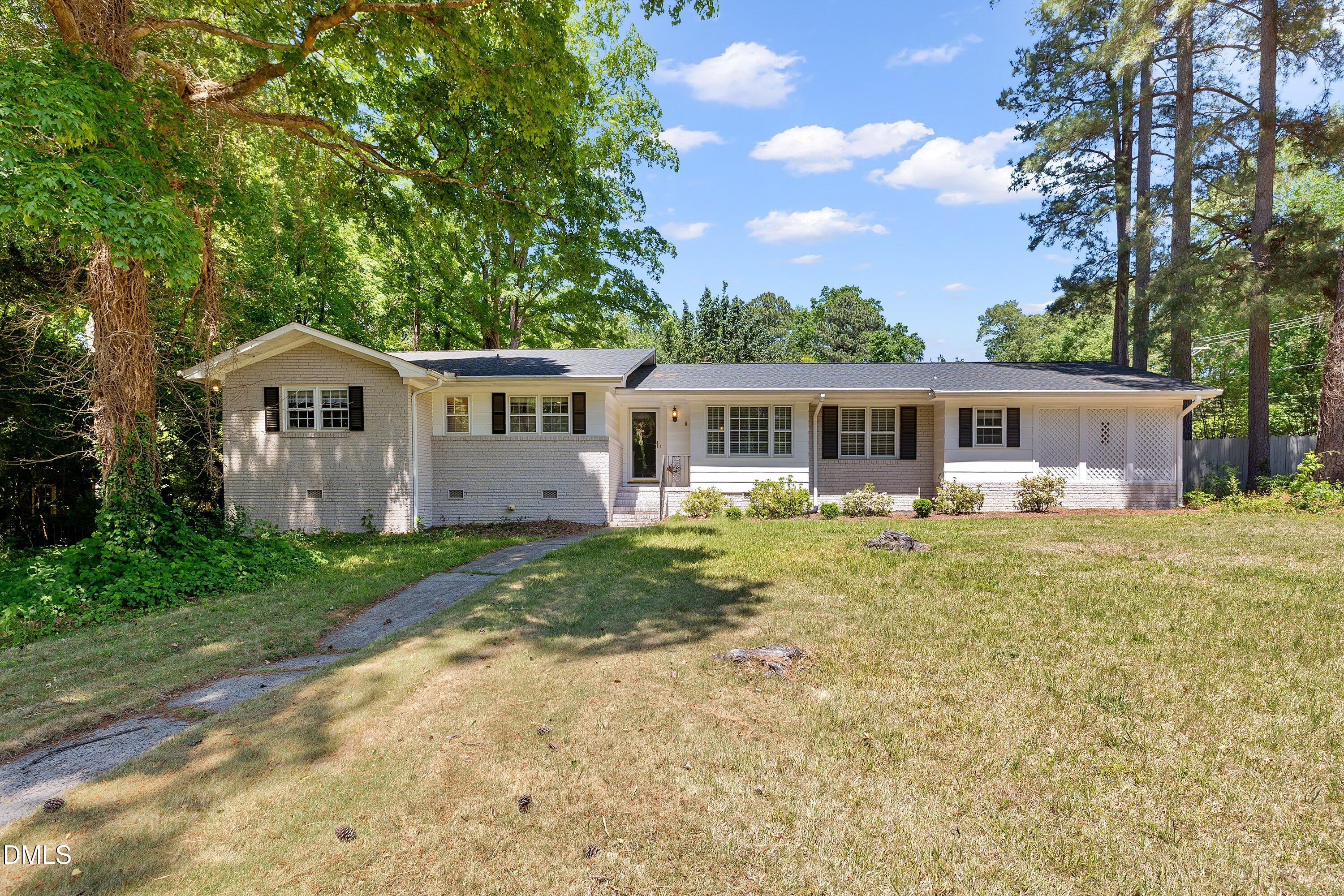 2802 Devon Road — photo