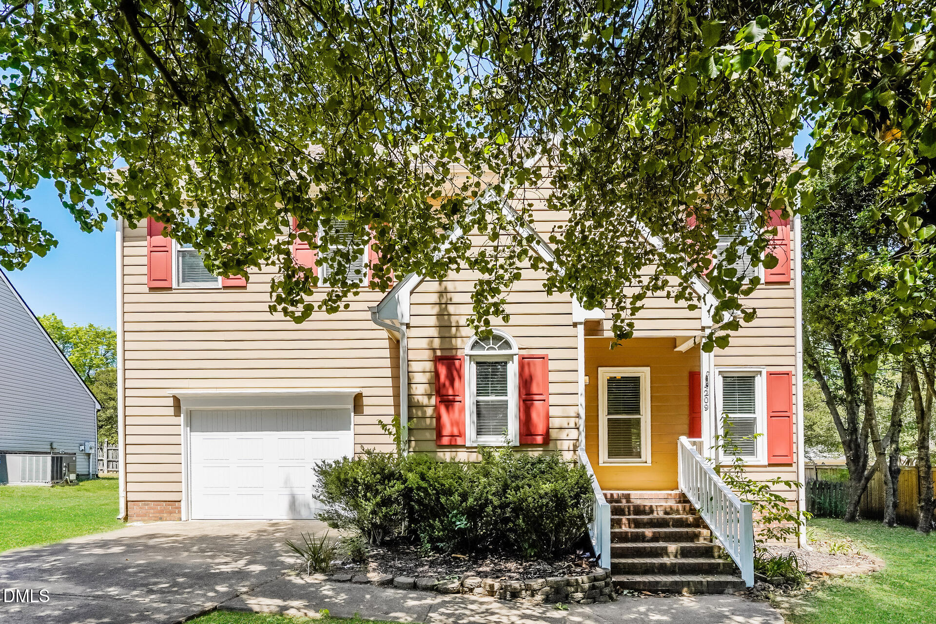 4209 Dinwiddie Court — photo