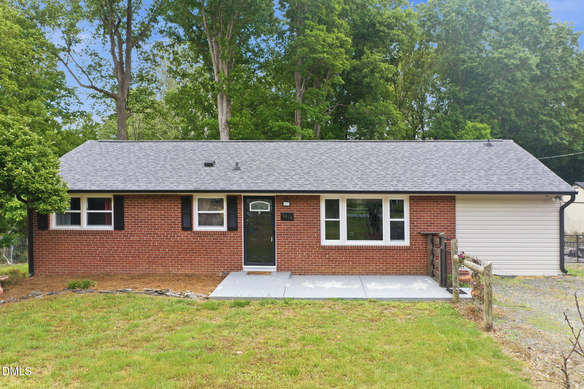 5414 Eastcrest Road — photo