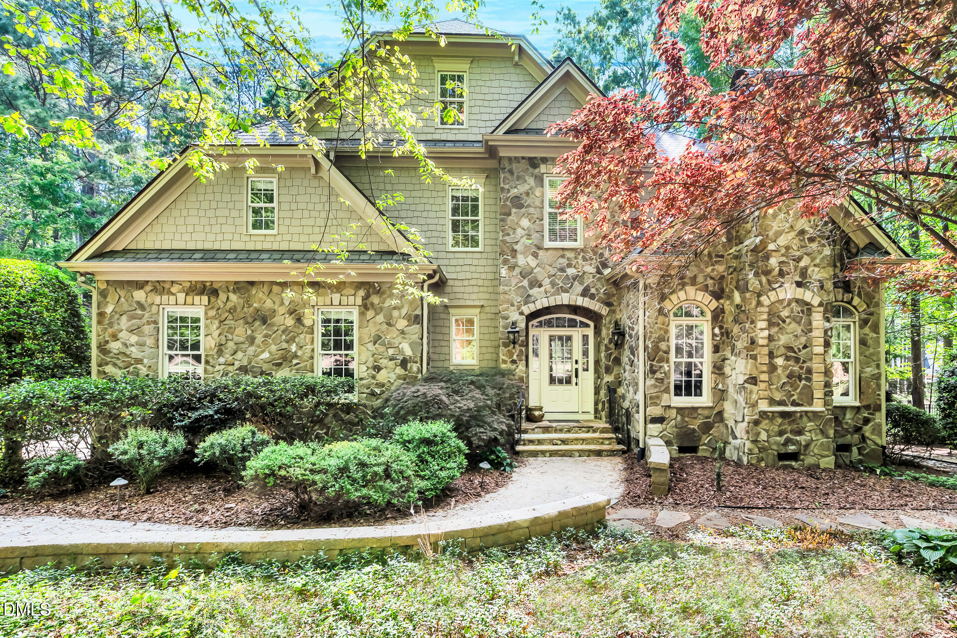 10002 Adirondack Way — photo