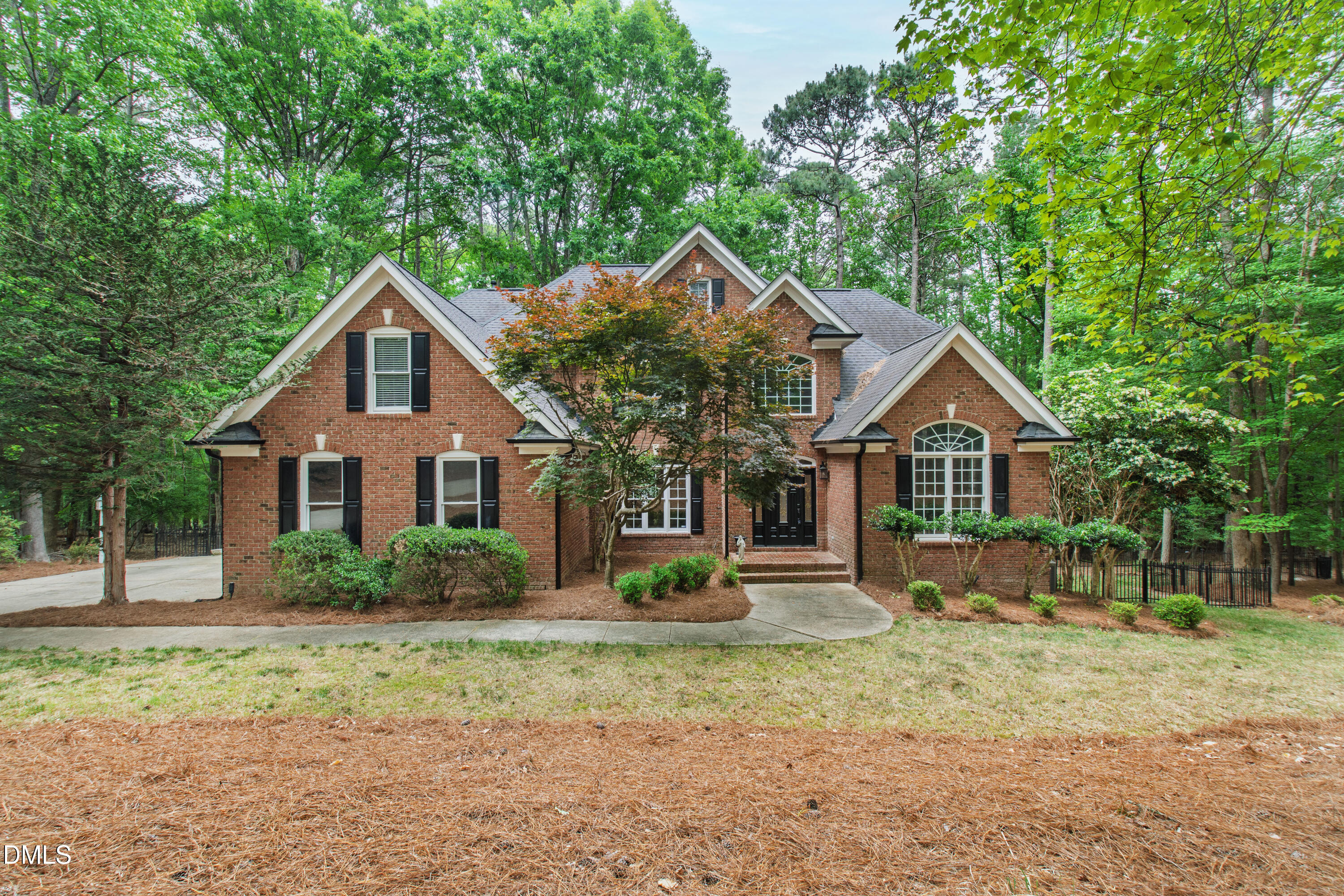 1023 Old Meetinghouse Way — photo