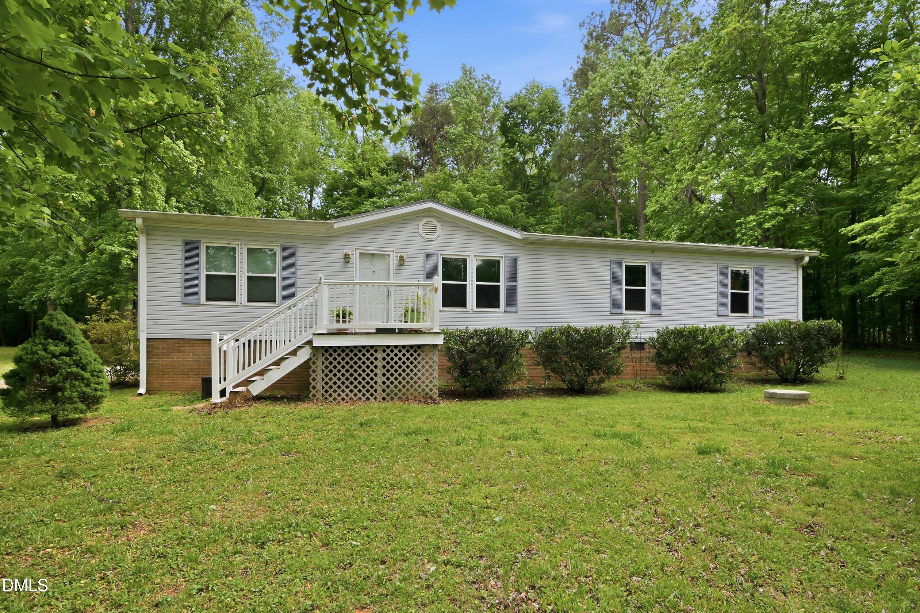 1512 Red Mountain Road — photo