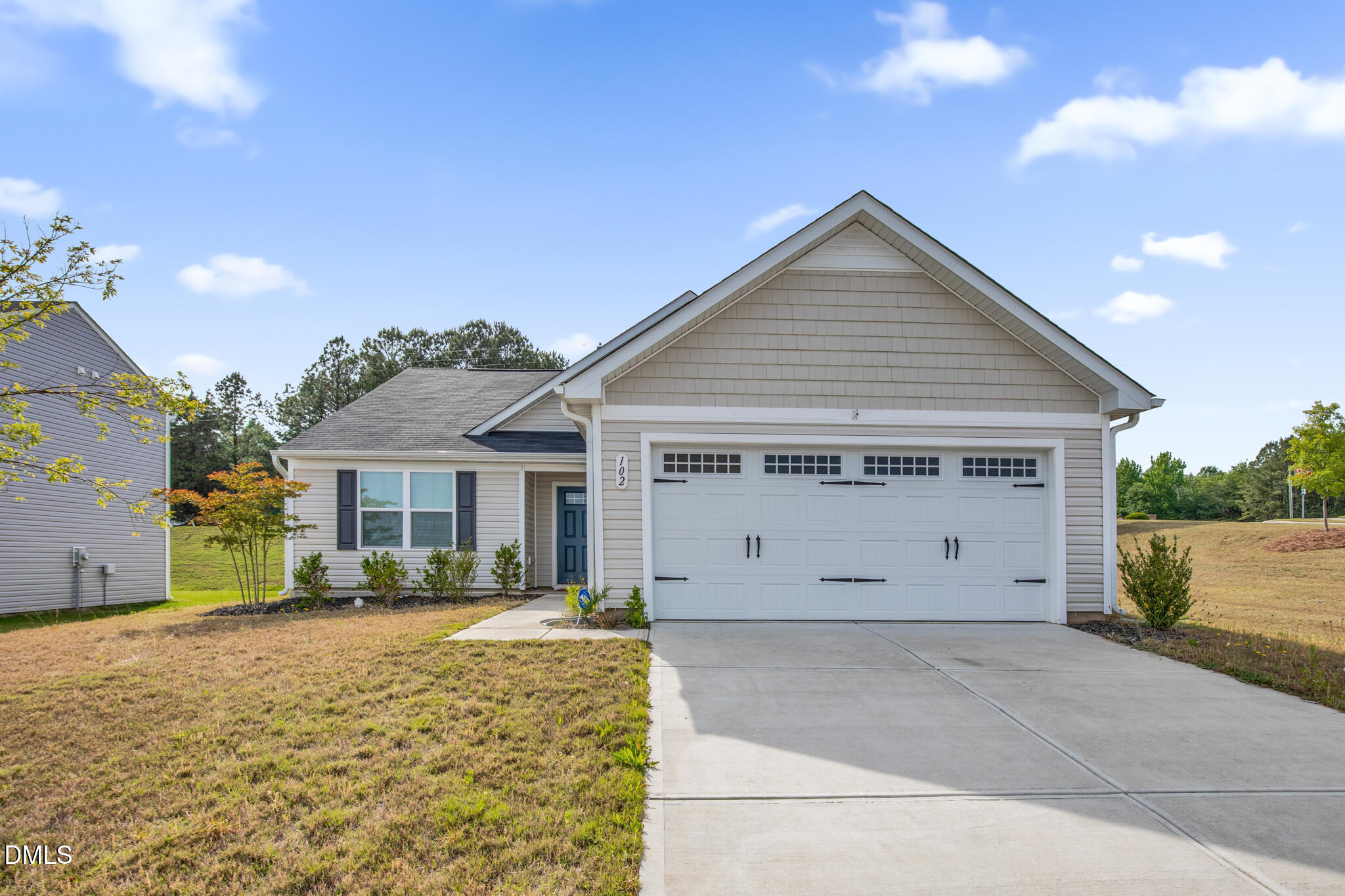 102 Fairfield Grove Court — photo