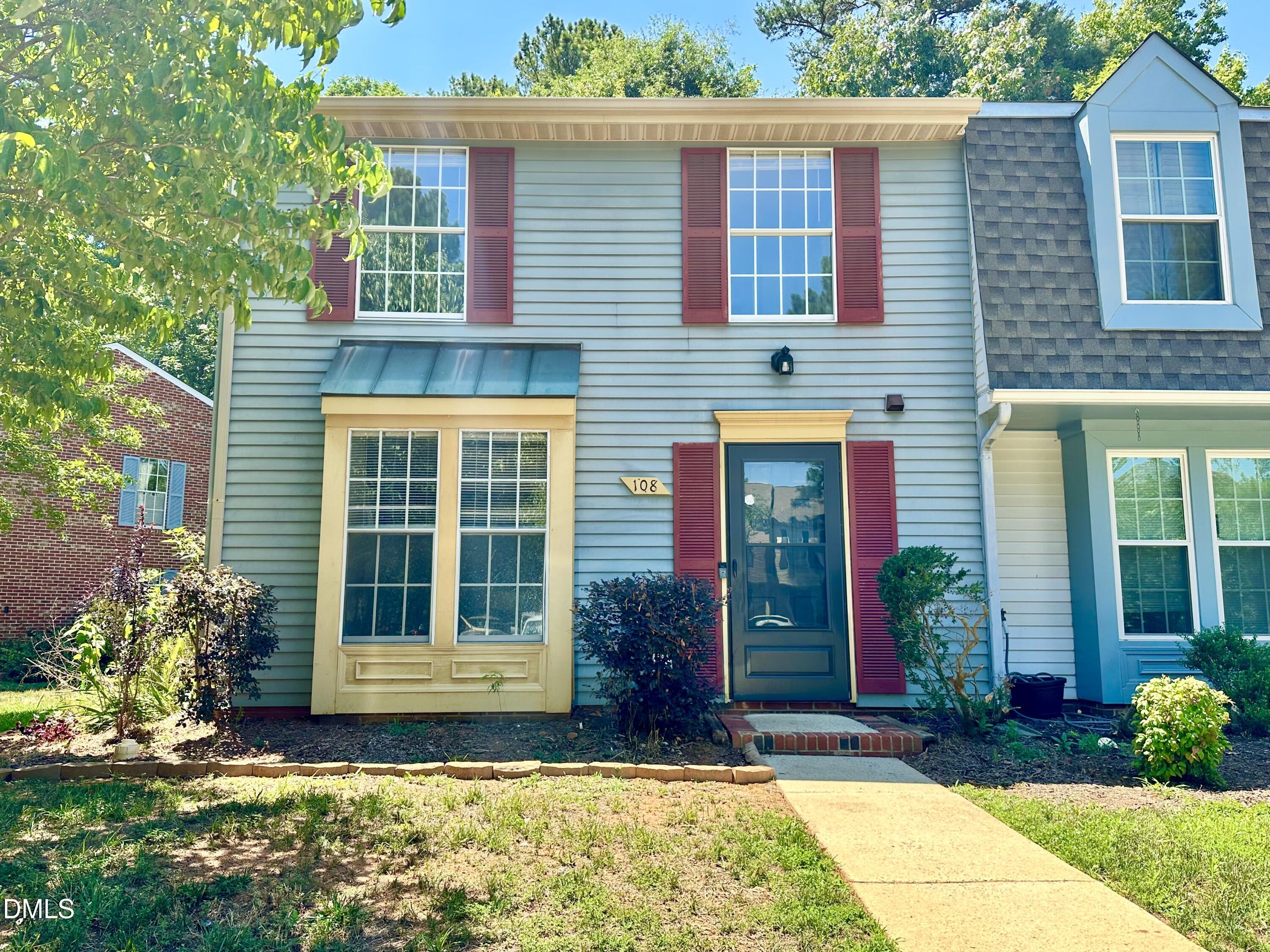 108 E Chalfont Way — photo