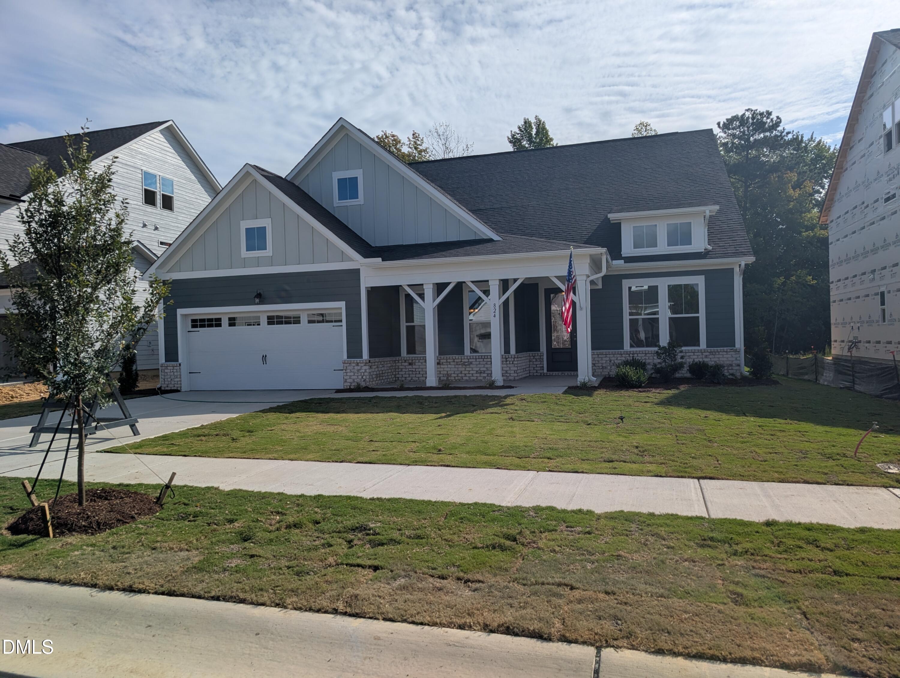 824 Diana Victoria Court — photo