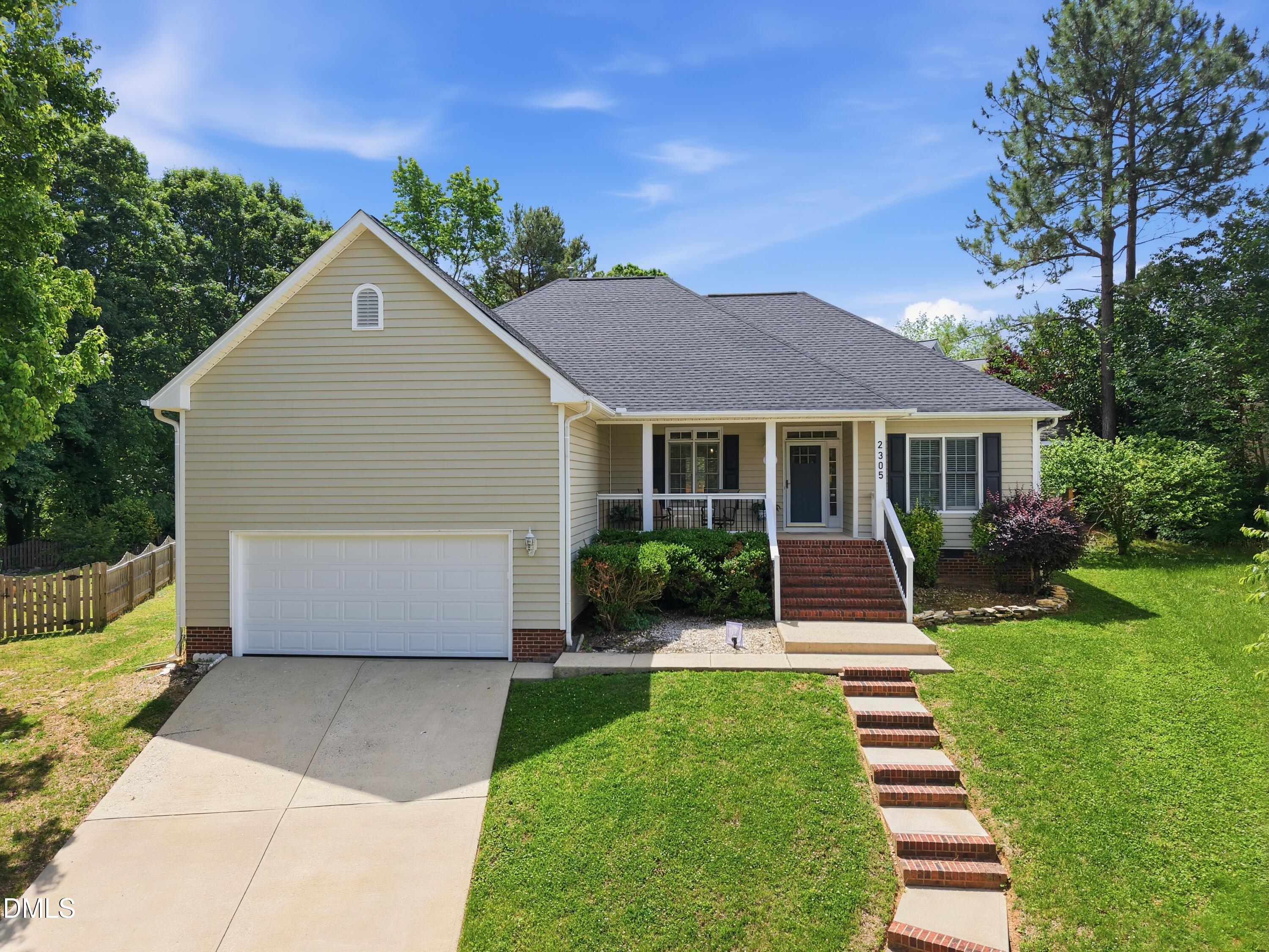 2305 Bolingbrook Lane — photo