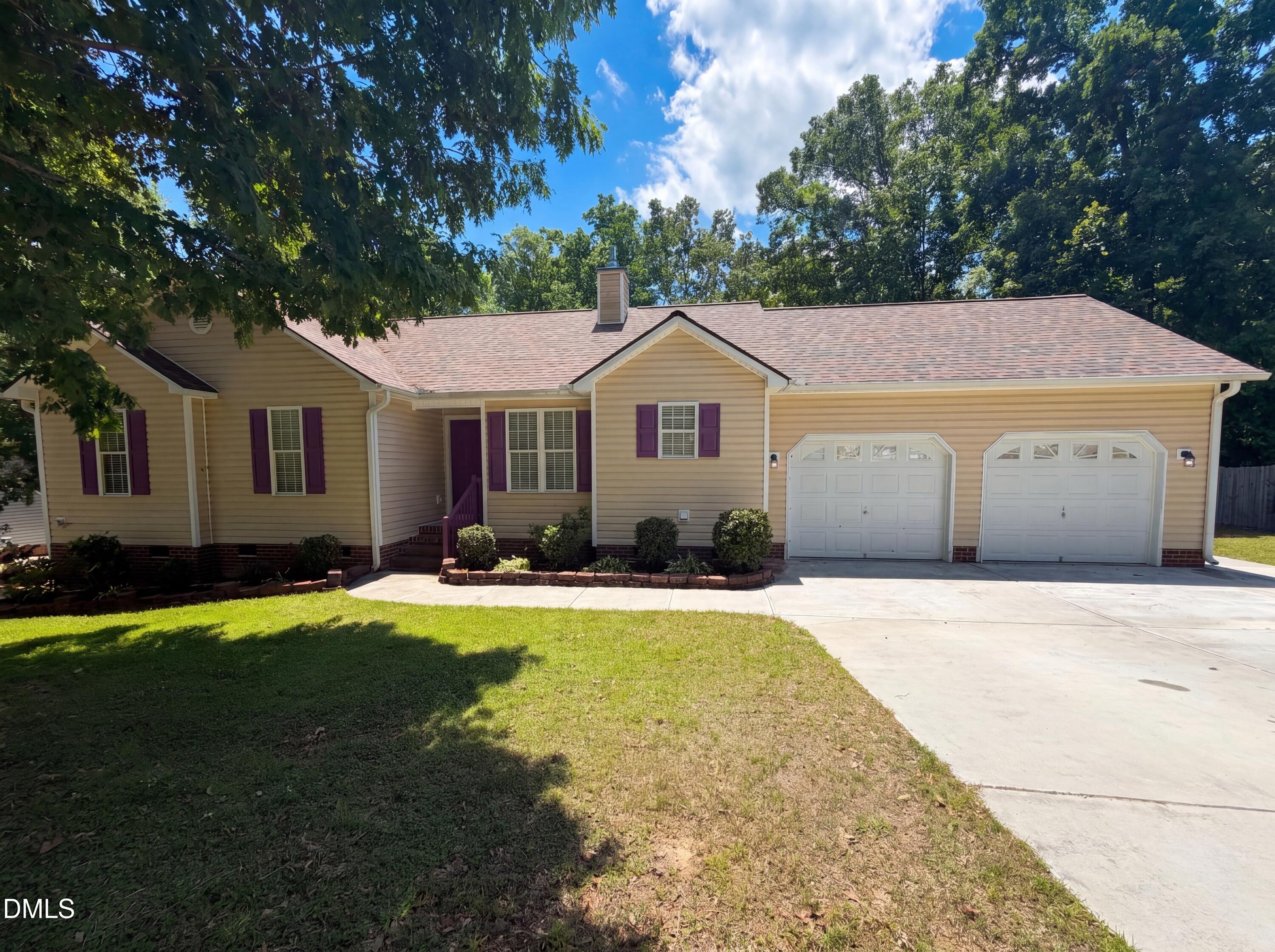 470 Kinsman Court — photo