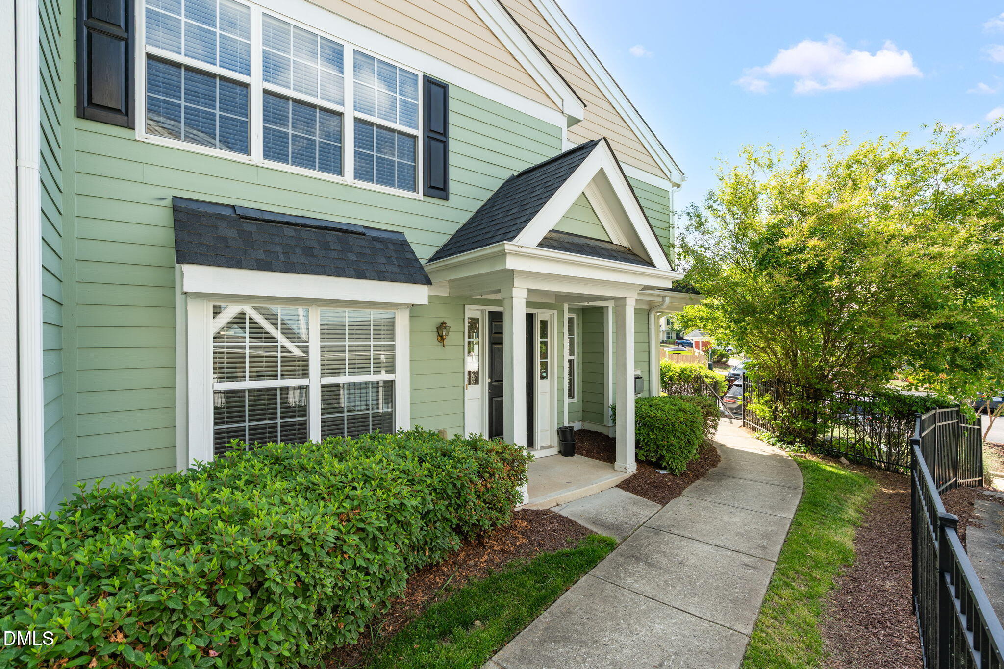 1322 Legacy Greene Avenue — photo